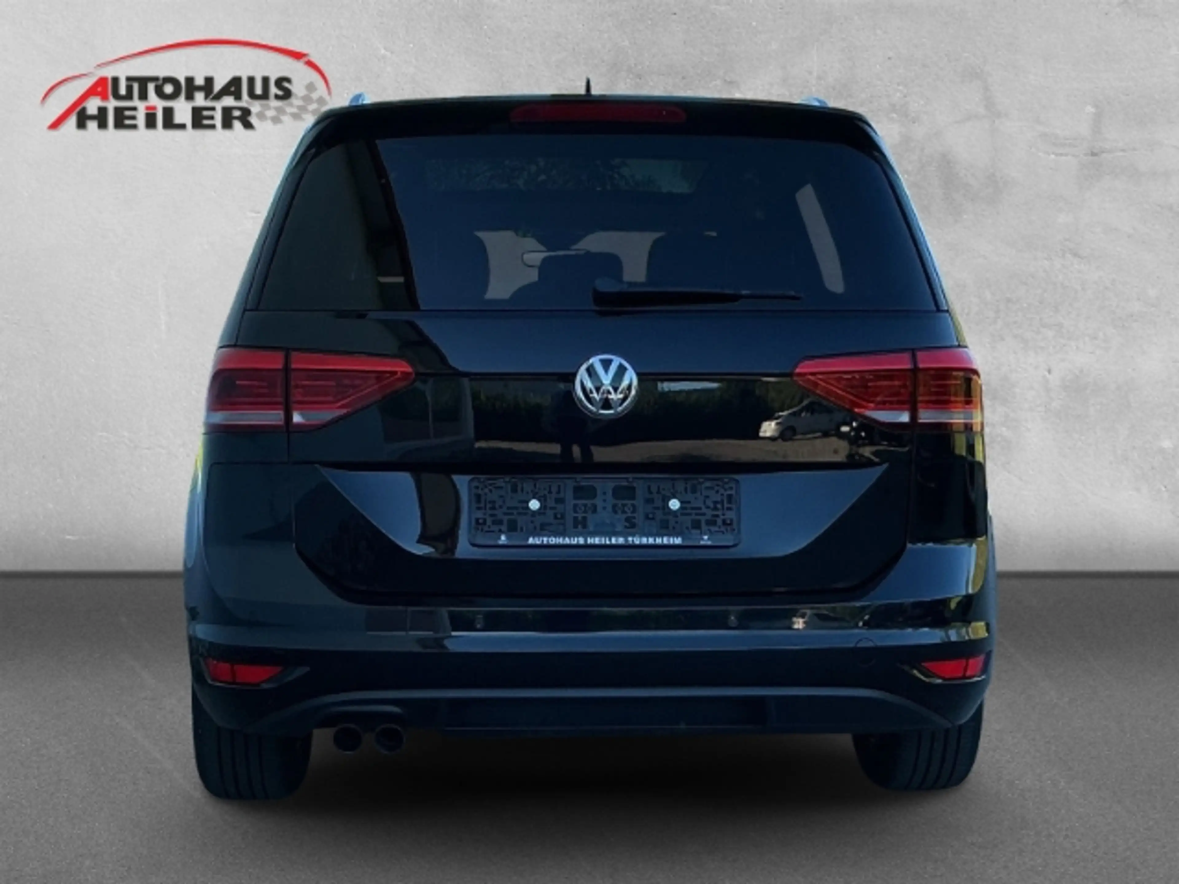 Volkswagen Touran Highline BMT Start-Stop El. Panodach Navi LED Dyn. — photo 3