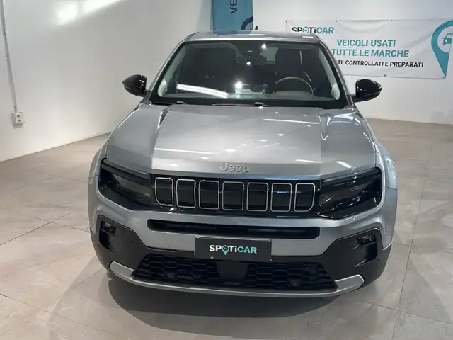 Jeep Avenger view 2