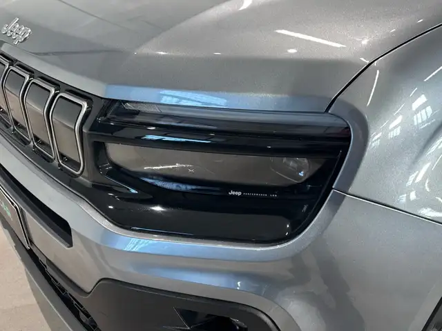 Jeep Avenger view 15