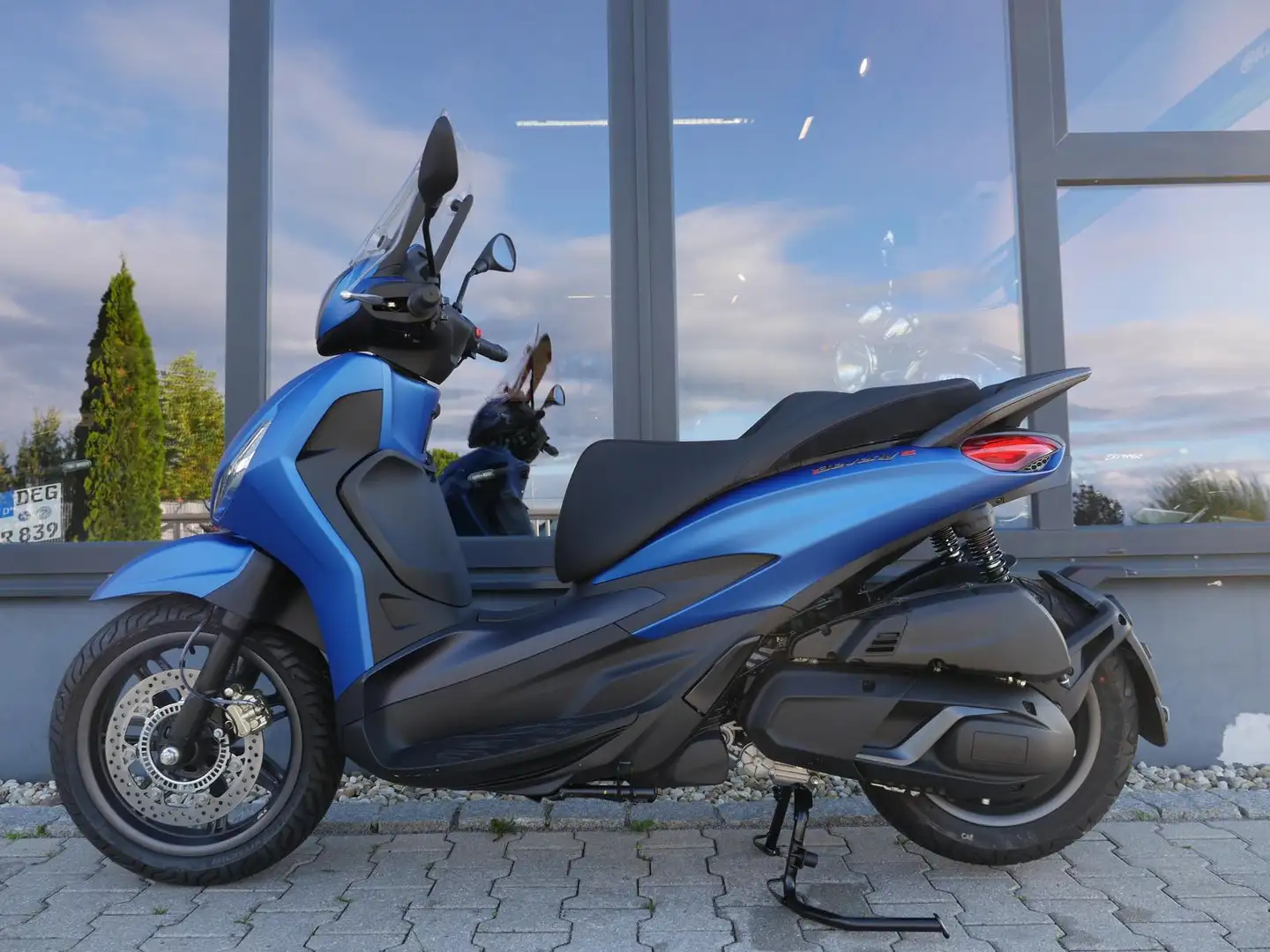 Piaggio Beverly 400 S - 2024 - Lager - 2