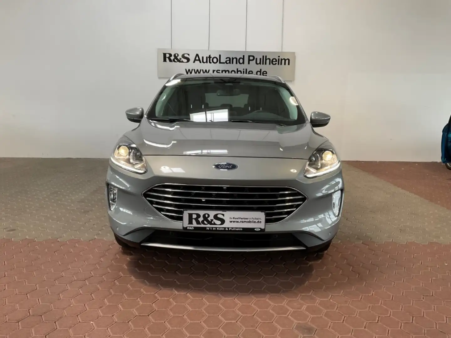 Ford Kuga Titanium PHEV+elek.AHK+Pano+Kamera+KeyFree Silber - 2