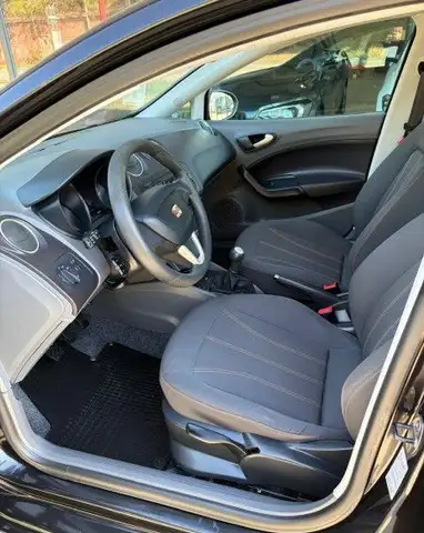 Seat Ibiza view 8