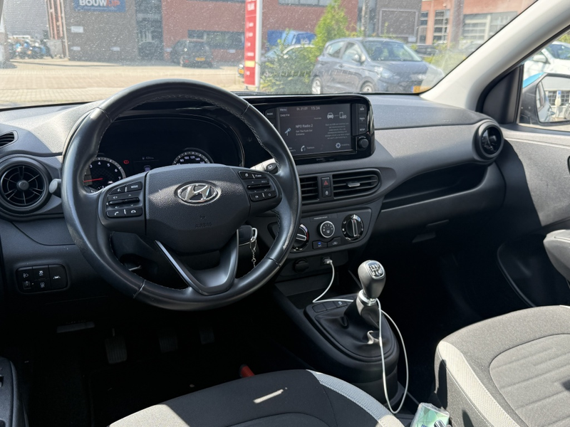 Hyundai i10 1.0 Comfort — photo 9