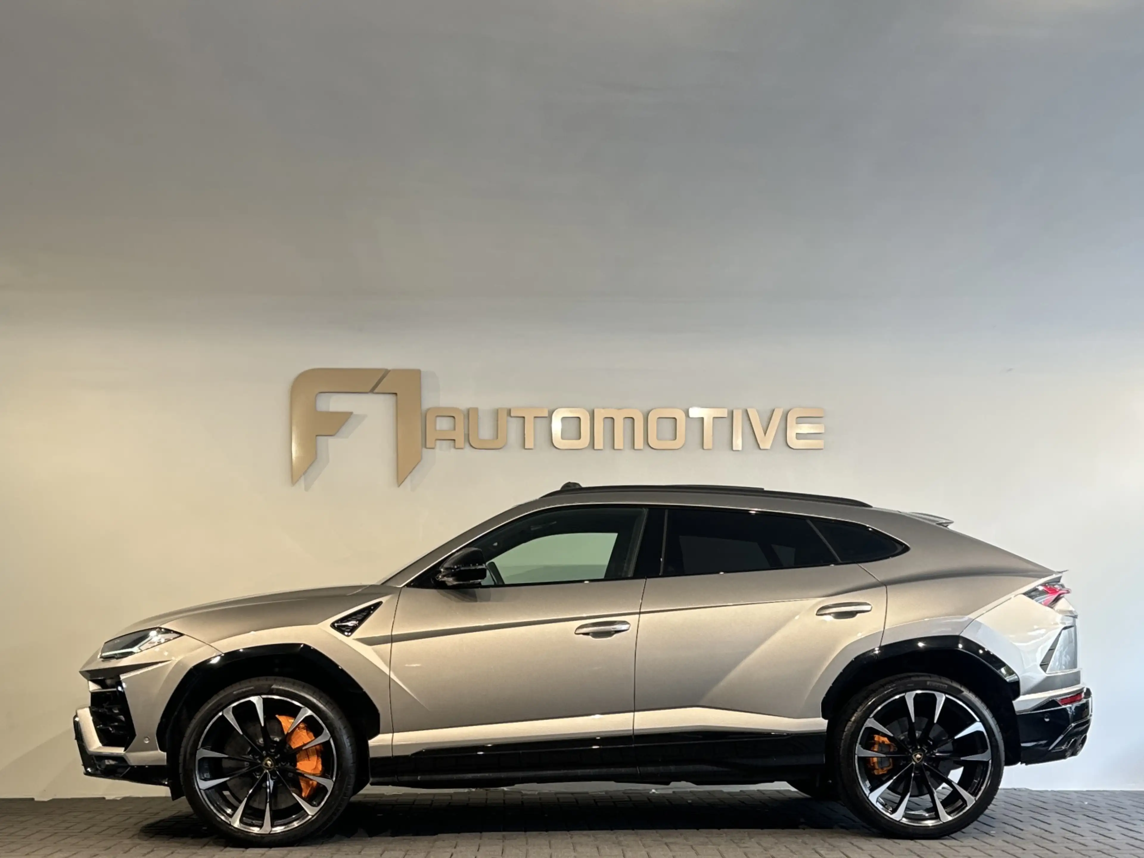 Lamborghini Urus 4.0 V8 Pano|Ceramic|B&O 3D|360 Camera|Massage — photo 7
