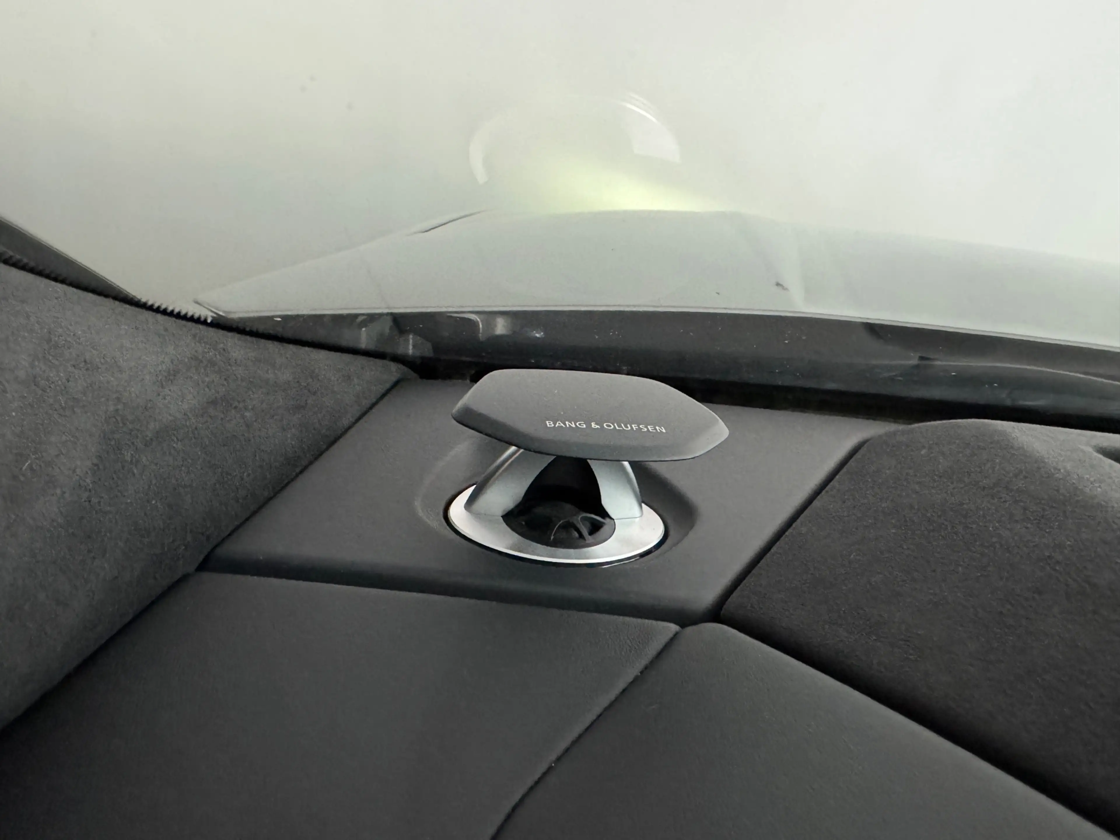 Lamborghini Urus 4.0 V8 Pano|Ceramic|B&O 3D|360 Camera|Massage — photo 13