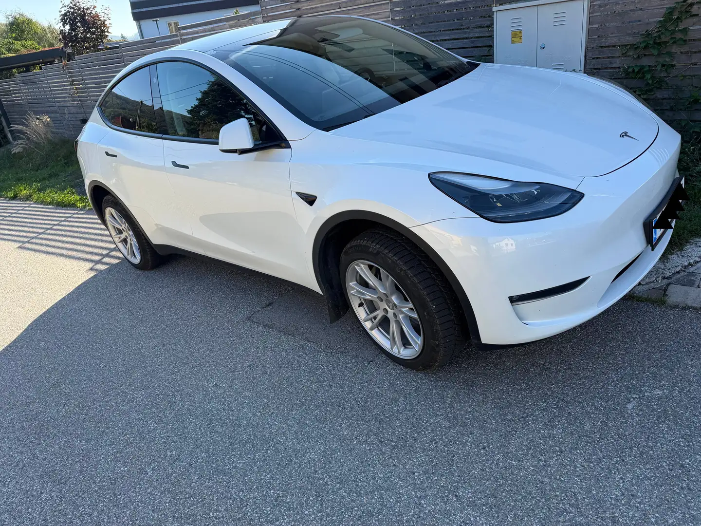 Tesla Model Y Model Y 75kWh RWD RWD Weiß - 1