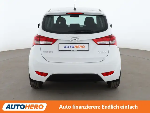 Hyundai ix20 view 5
