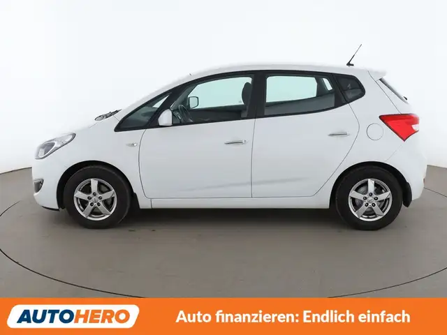 Hyundai ix20 view 3