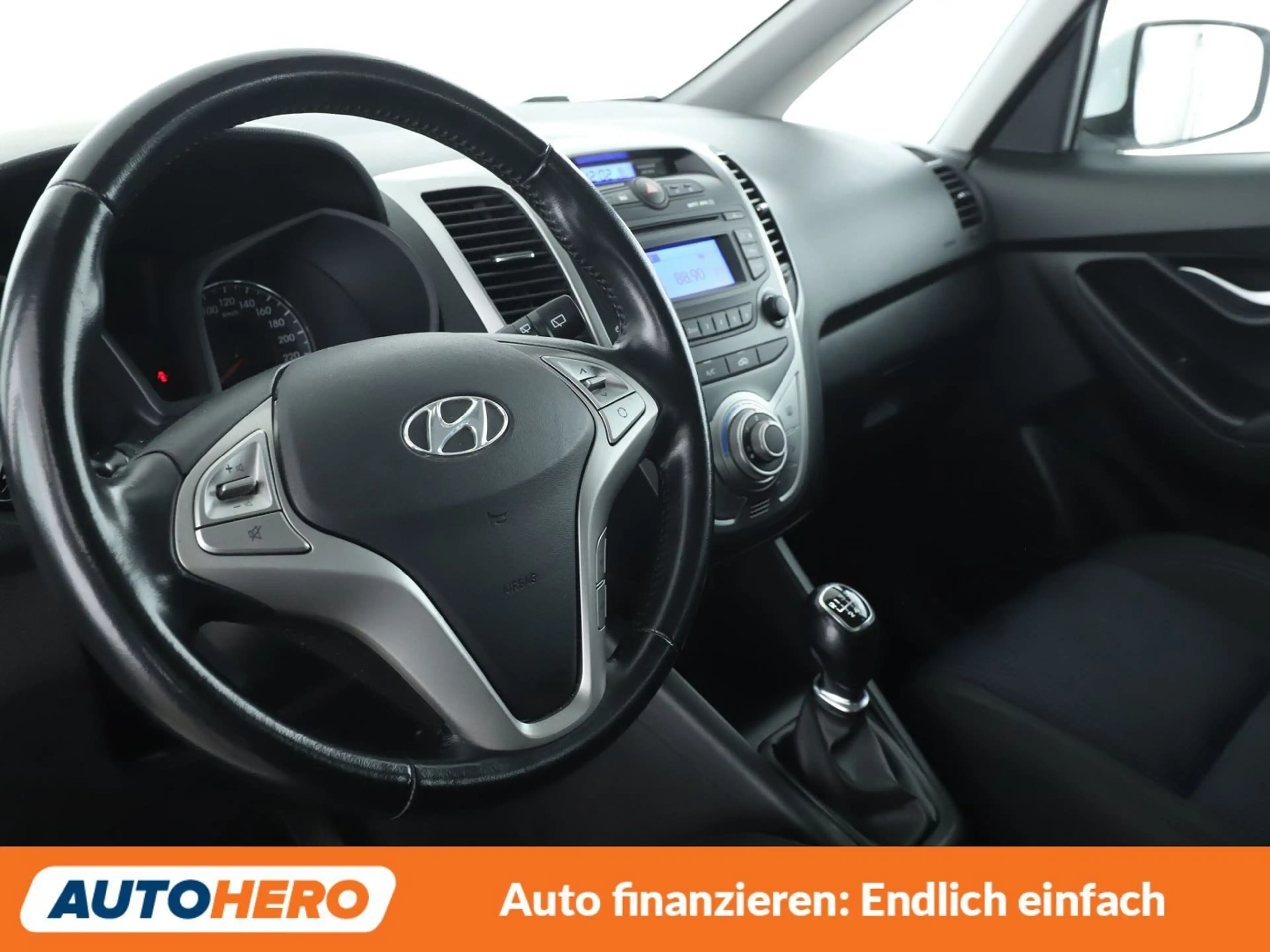 Hyundai iX20 1.6 Comfort*PDC*KLIMA*GARANTIE* — photo 11