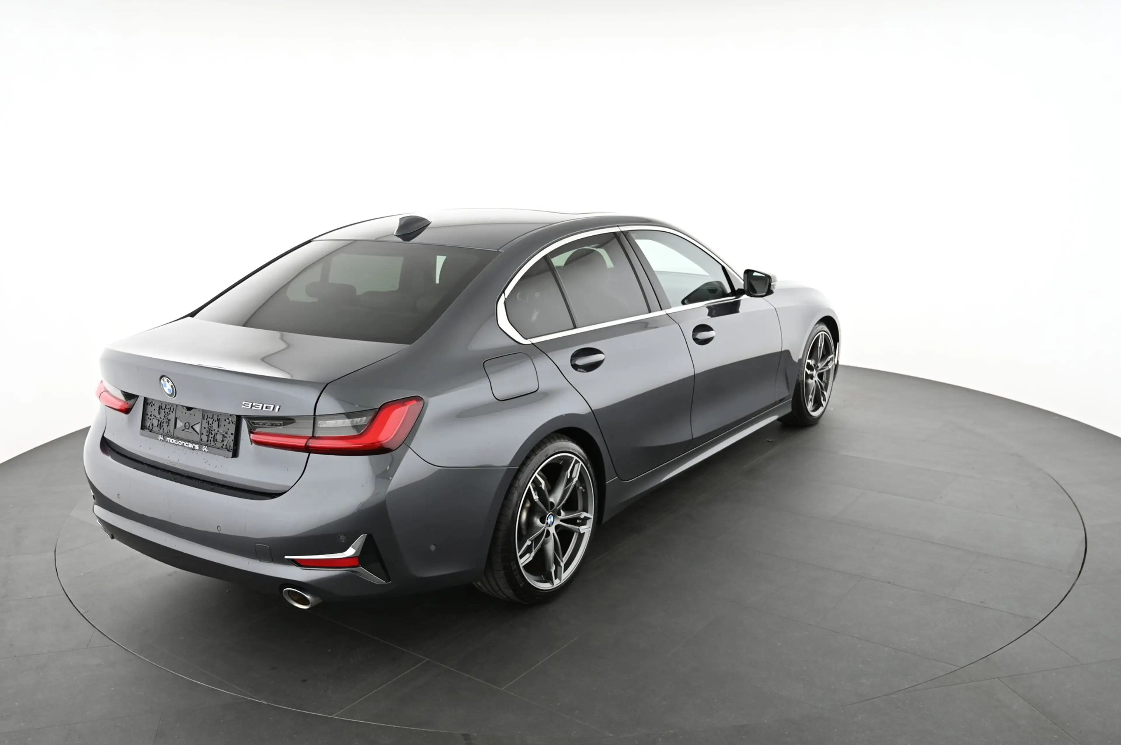BMW 330 - 330 i M Paket Pickerl NEU — photo 2