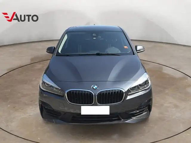 BMW 216