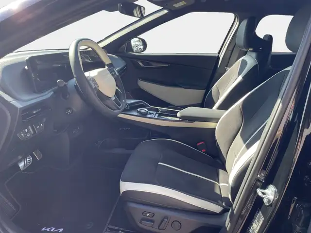 Kia EV6 view 8