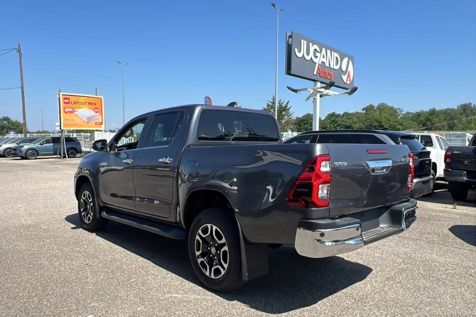 Toyota Hilux 2.8 D4-D 204 BVA EXECUTIVE 4PL Gris - 2
