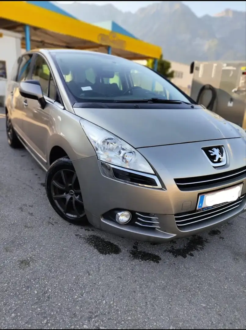 Peugeot 5008 HDI FAP 110 EGS6 Business-Line - 1