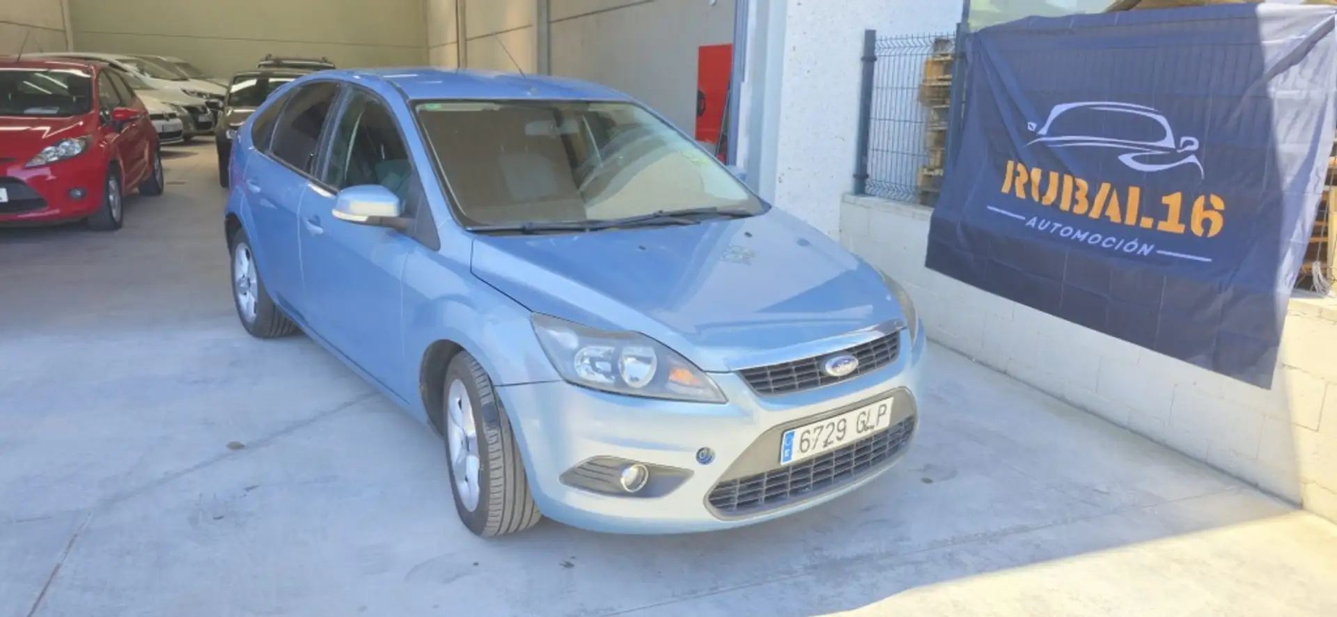 Ford Focus 1.6TDCi Trend 109 Blauw - 1