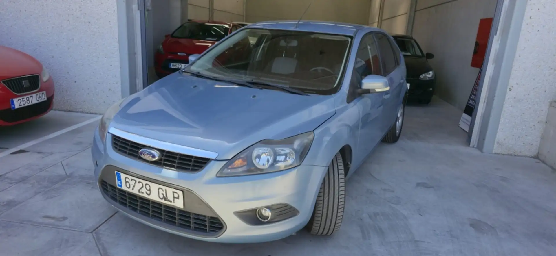 Ford Focus 1.6TDCi Trend 109 Blauw - 2