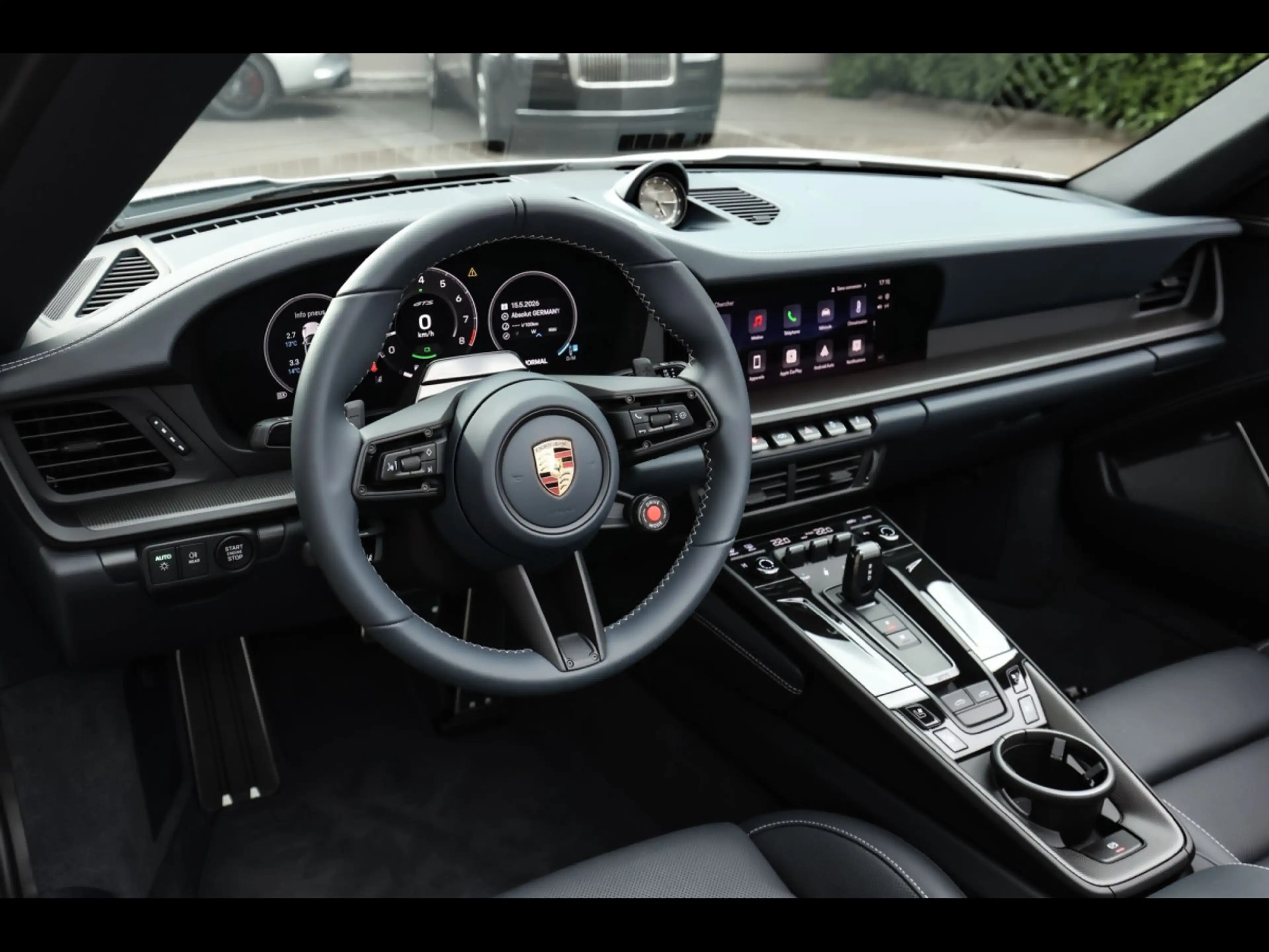 Porsche 911 (992.2) TARGA 4 GTS PDK°CARBON SPORTDESIGN°930 — photo 10