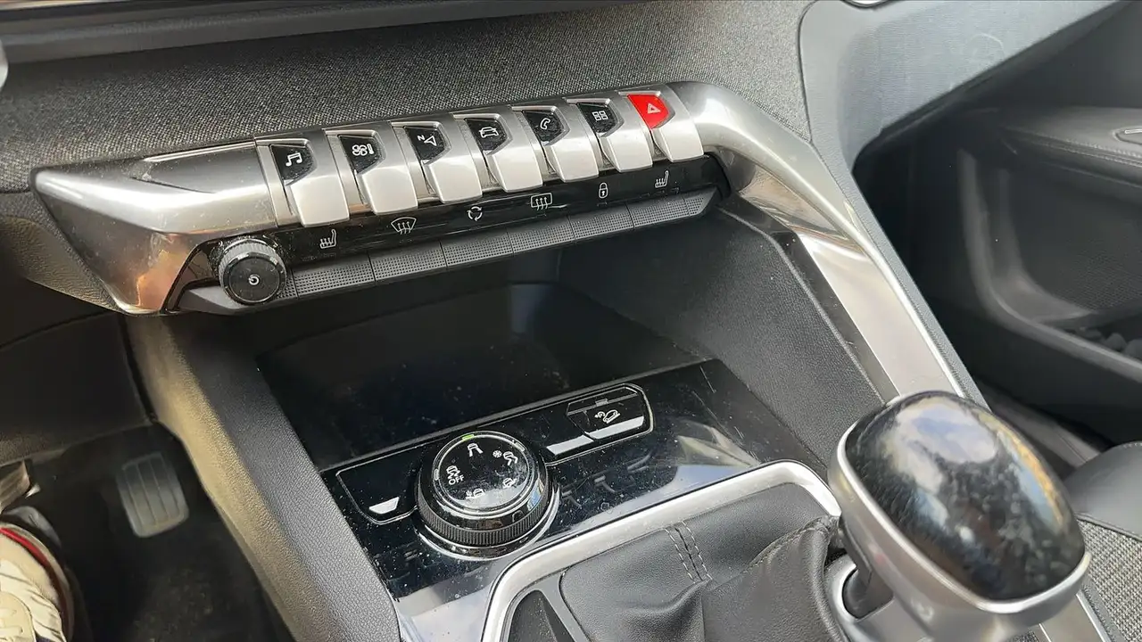 Peugeot 3008 3008 — photo 26