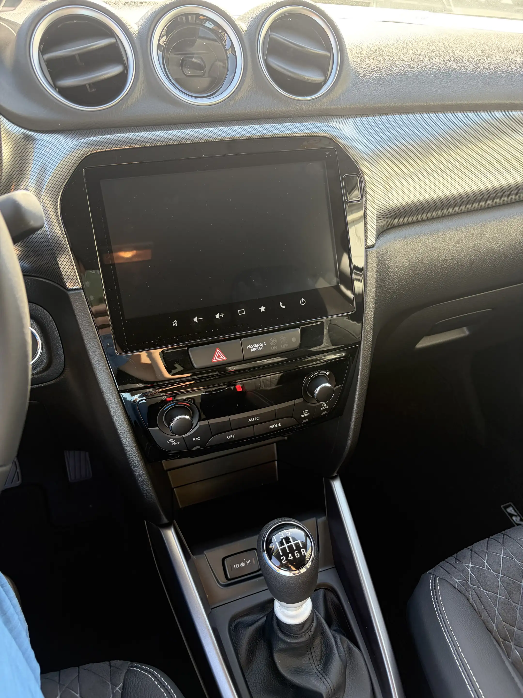 Suzuki Vitara Vitara 1.4 Boosterjet Hybrid Allgrip Comfort extra Allrad — photo 7