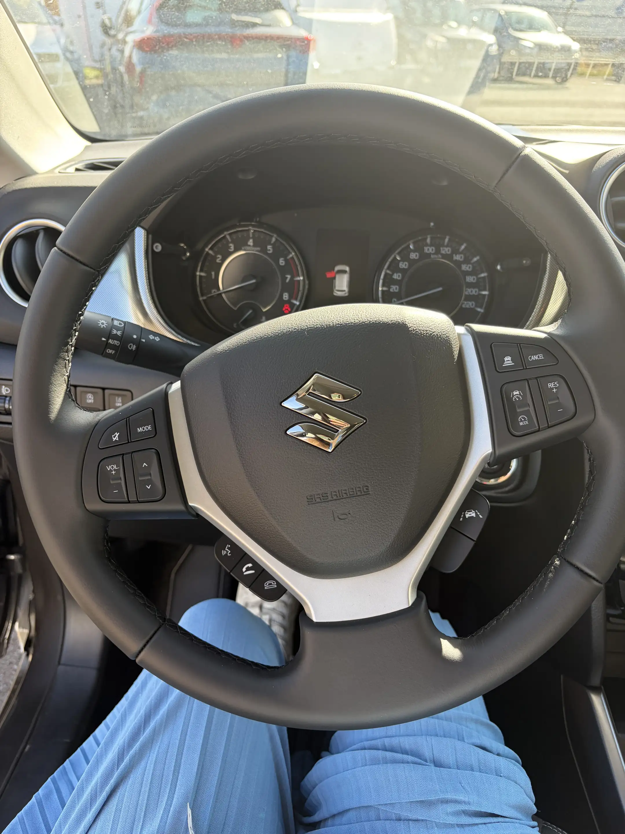 Suzuki Vitara Vitara 1.4 Boosterjet Hybrid Allgrip Comfort extra Allrad — photo 6