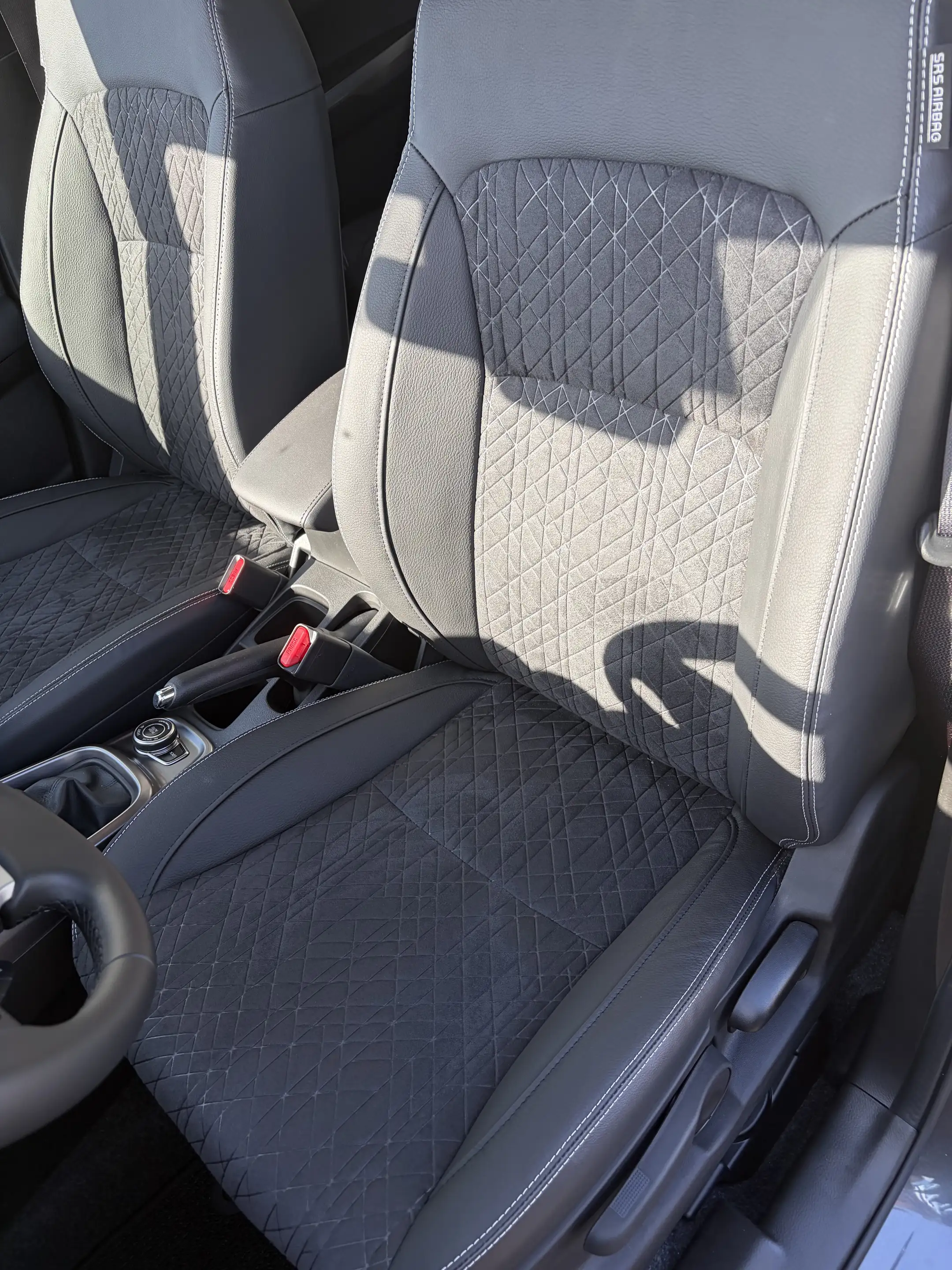 Suzuki Vitara Vitara 1.4 Boosterjet Hybrid Allgrip Comfort extra Allrad — photo 4
