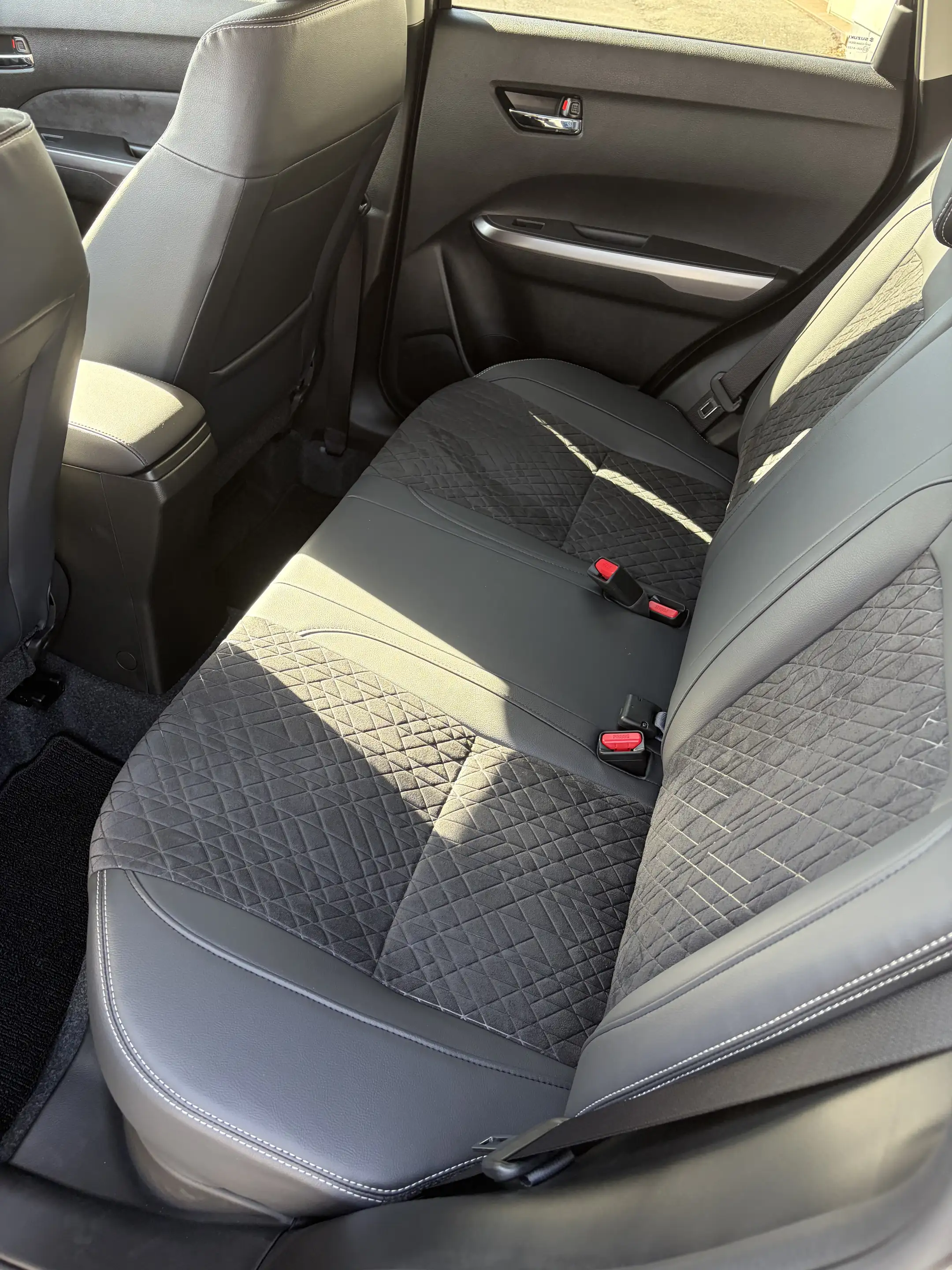 Suzuki Vitara Vitara 1.4 Boosterjet Hybrid Allgrip Comfort extra Allrad — photo 13