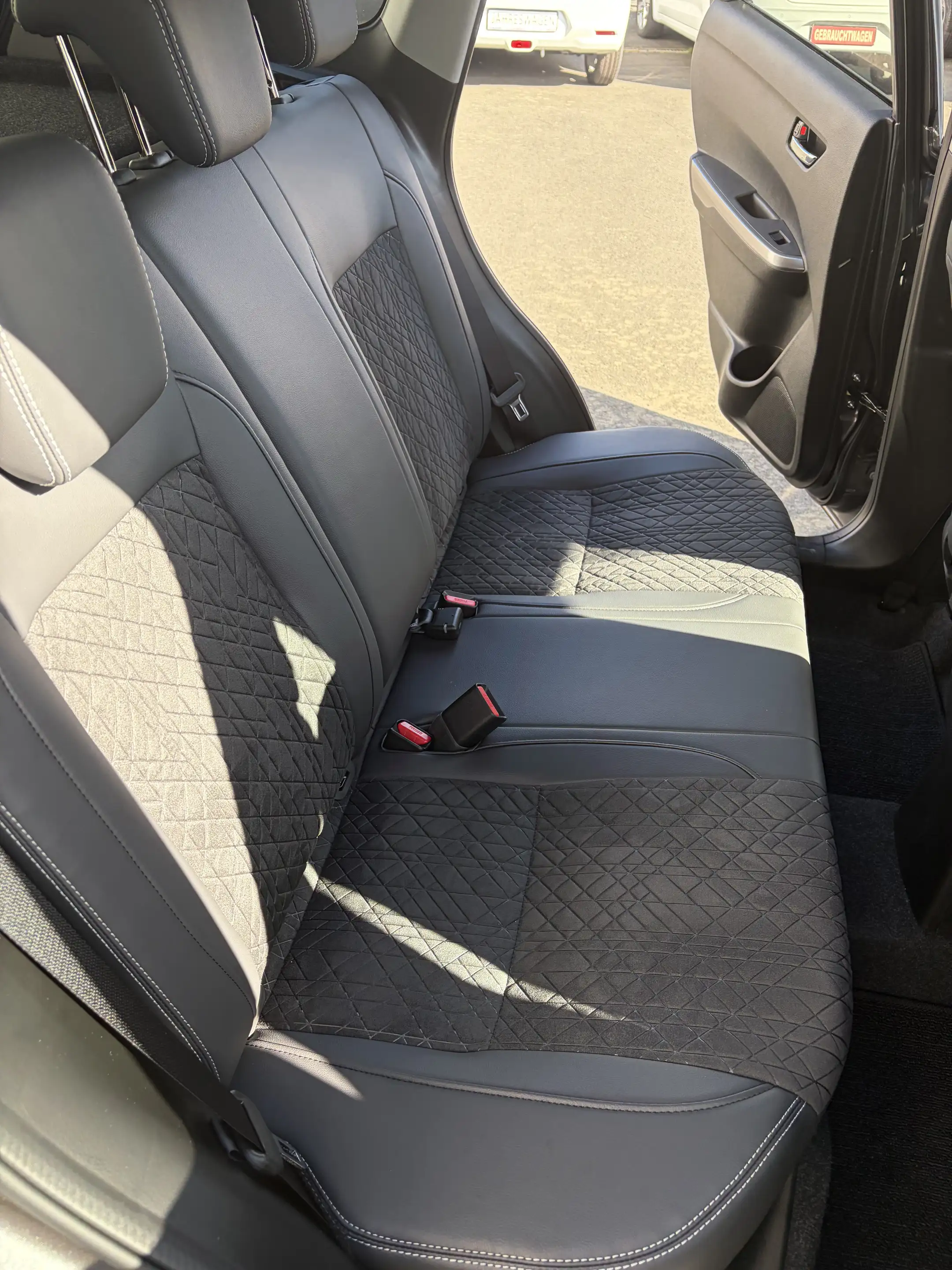 Suzuki Vitara Vitara 1.4 Boosterjet Hybrid Allgrip Comfort extra Allrad — photo 14
