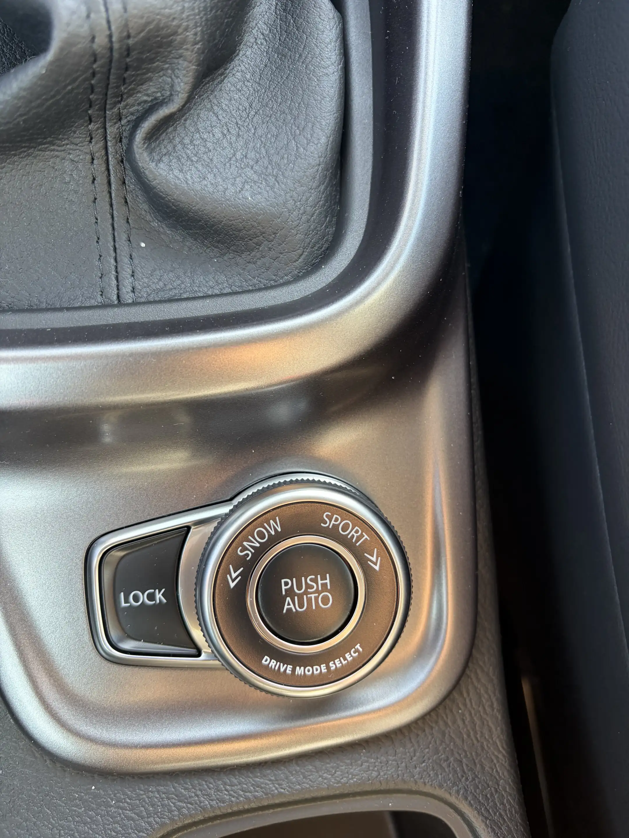Suzuki Vitara Vitara 1.4 Boosterjet Hybrid Allgrip Comfort extra Allrad — photo 9
