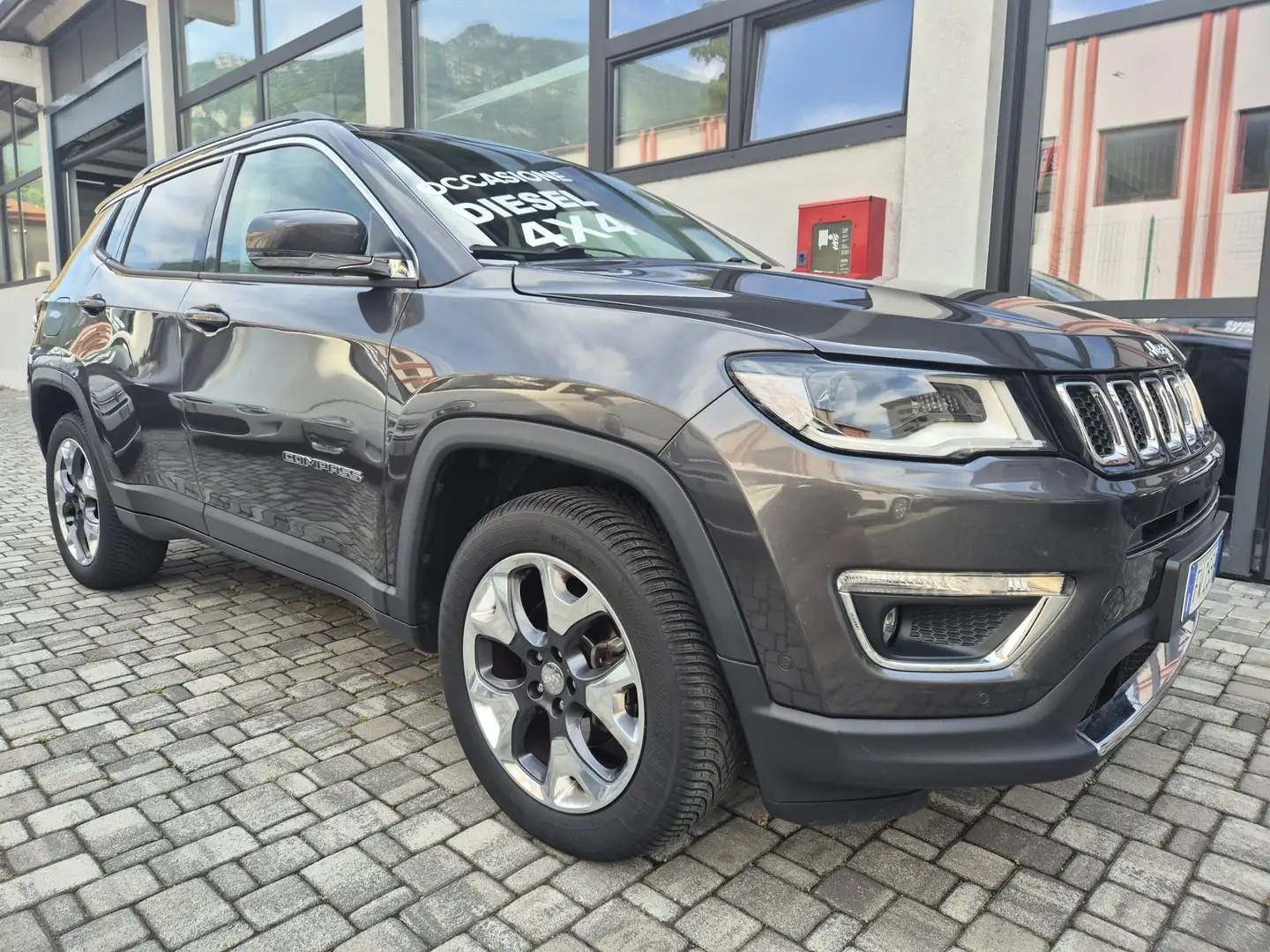 Jeep Compass Compass 2.0 mjt Limited 4wd 170cv auto my19 Grigio - 1
