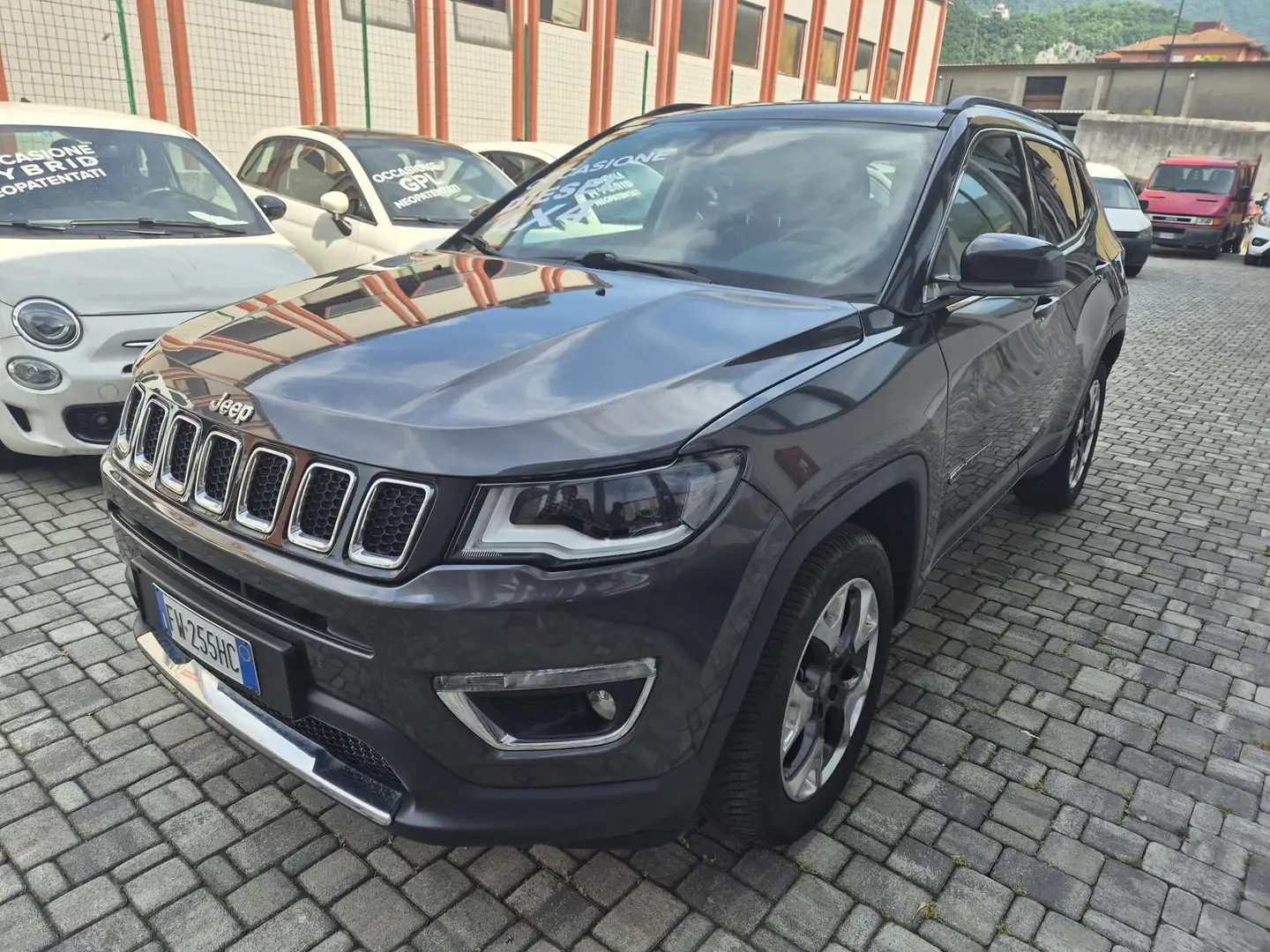 Jeep Compass Compass 2.0 mjt Limited 4wd 170cv auto my19 Grigio - 2