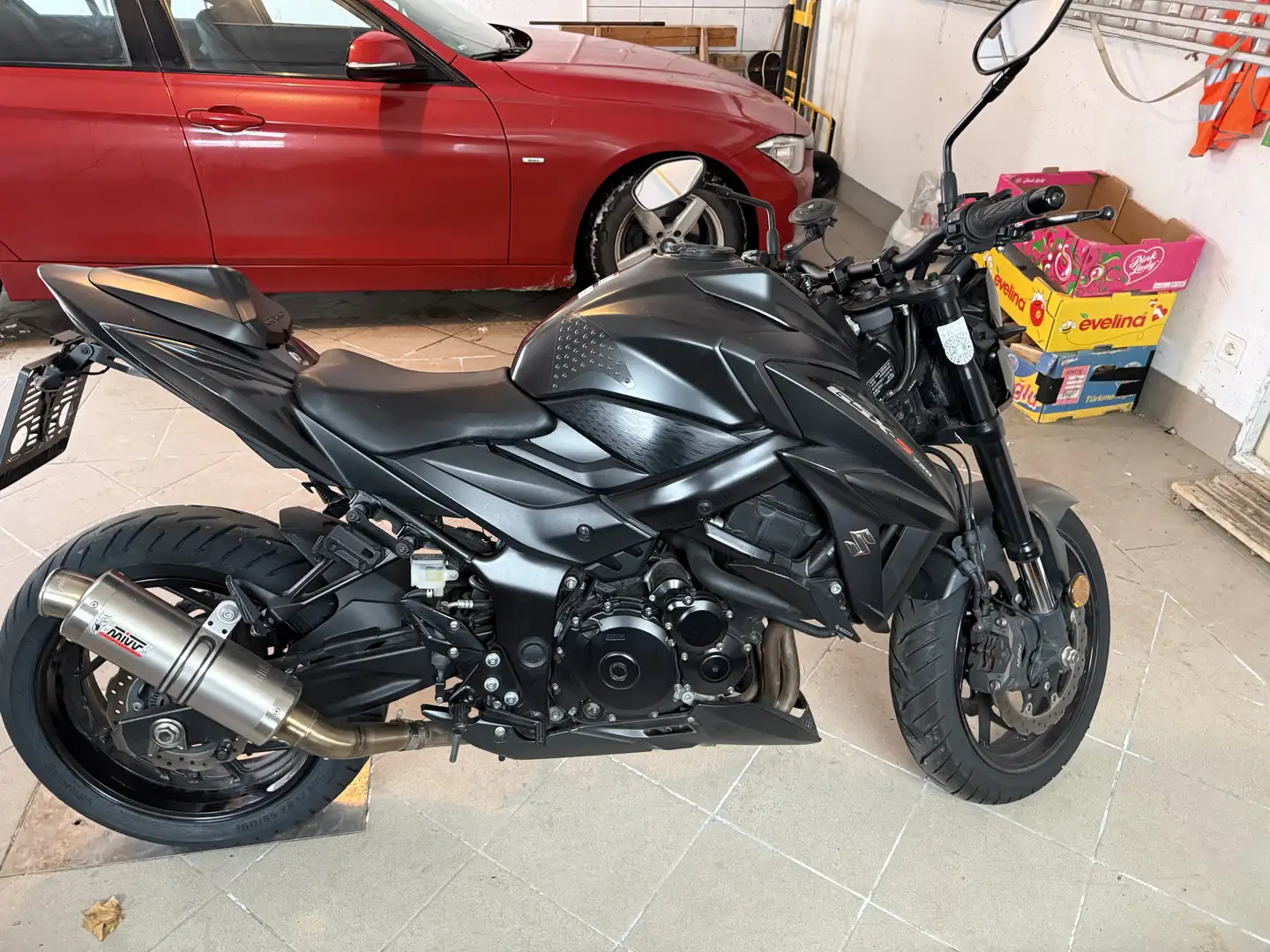 Suzuki GSX-S 750 Negro - 2
