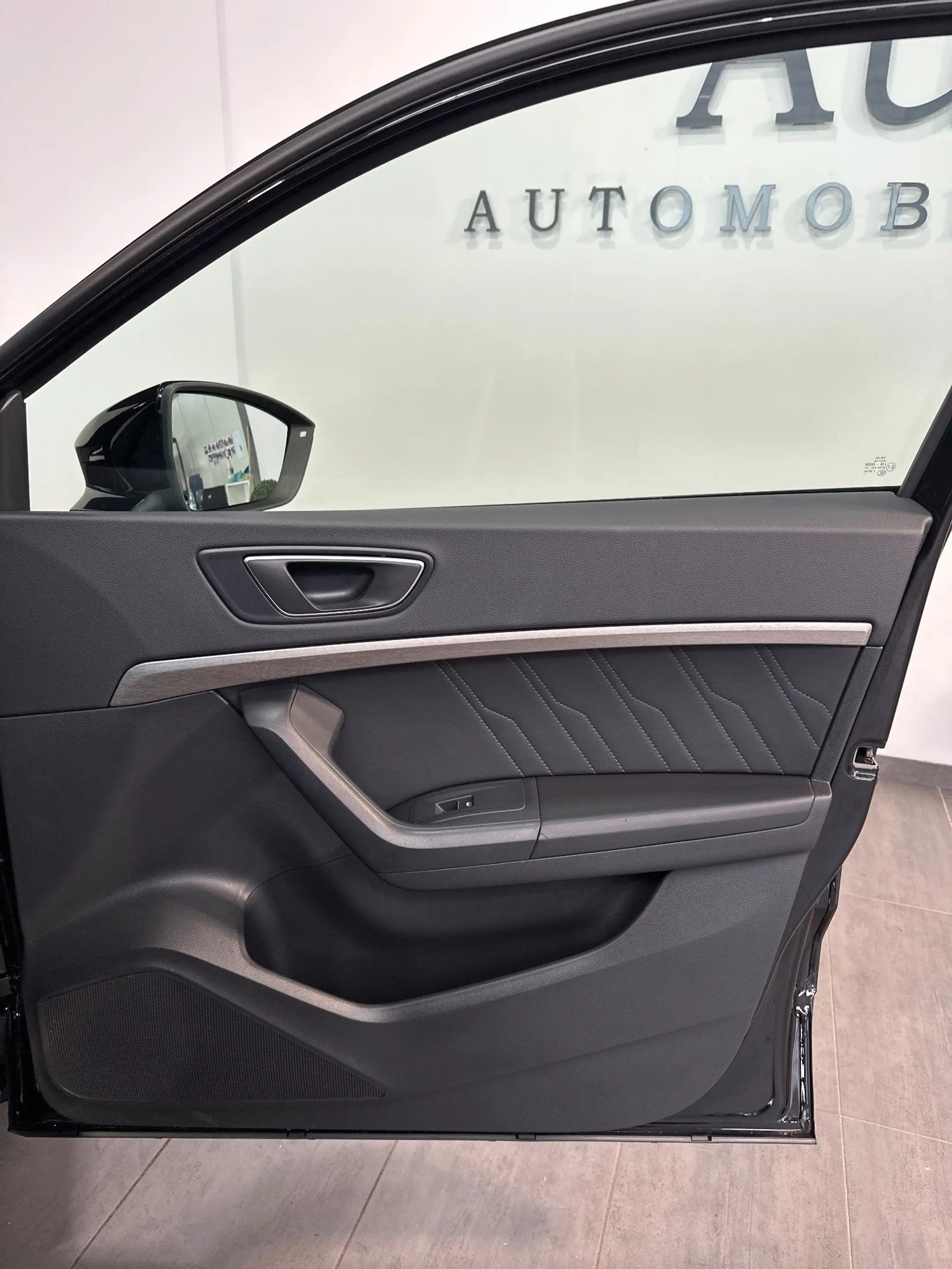 SEAT Ateca 2.0 TDI DSG Xperience NAV+LED+KAM+18ZO+ACC — photo 9