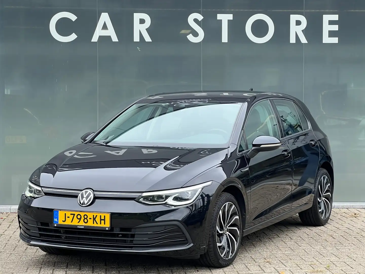 Volkswagen Golf 1.5 TSI 130 PK NAVI Apple Carplay Noir - 1