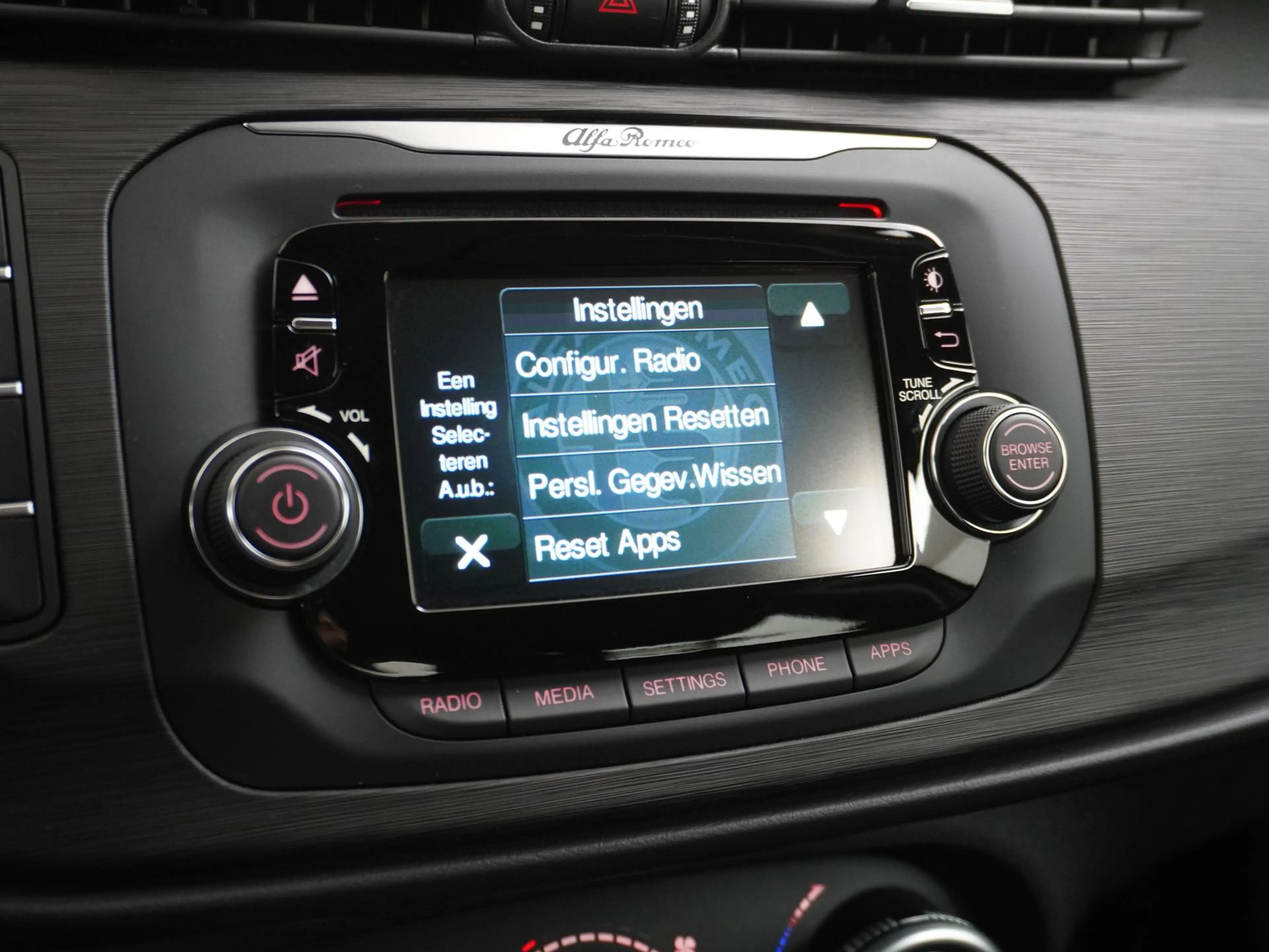 Alfa Romeo Giulietta 1.4 Turbo MultiAir Super | Navigatie | Lichtmetale — photo 8