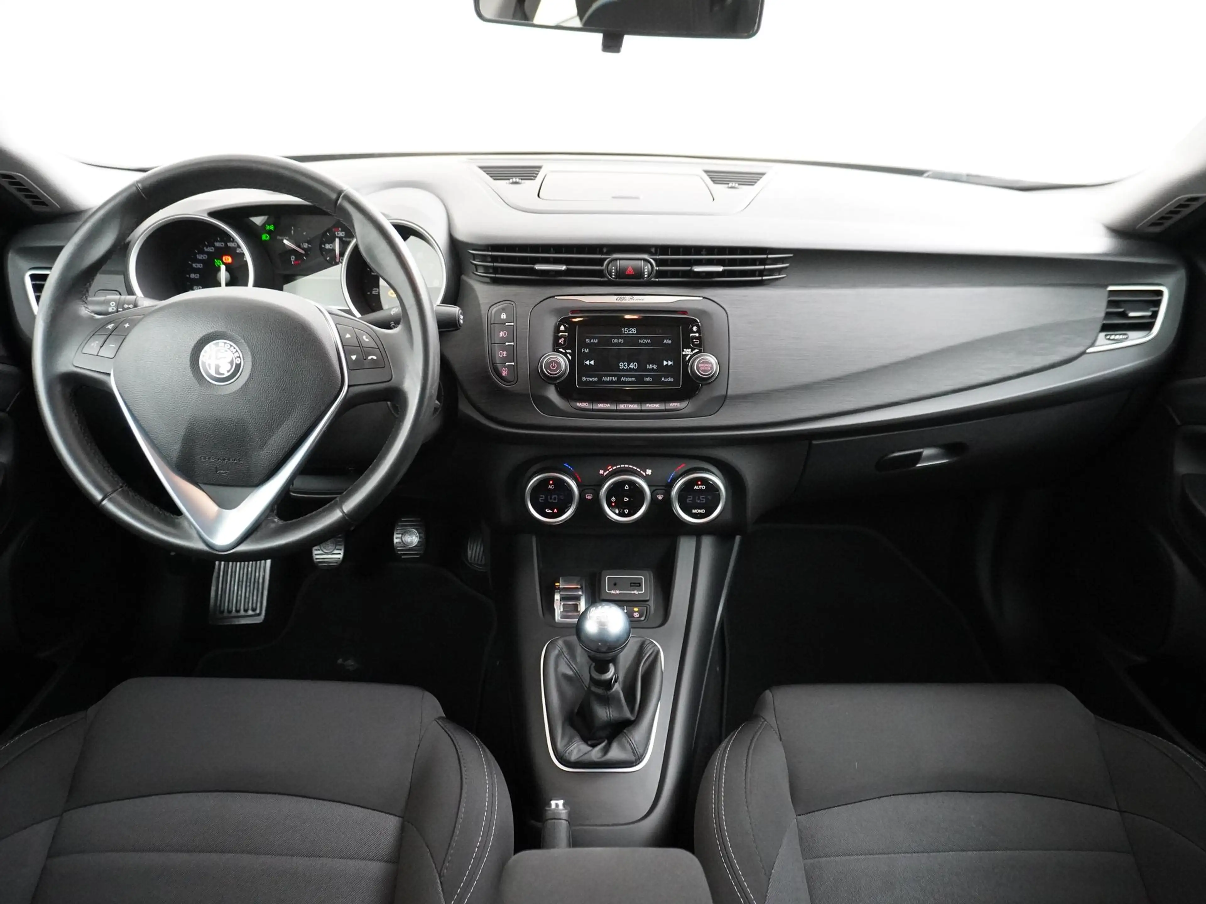 Alfa Romeo Giulietta 1.4 Turbo MultiAir Super | Navigatie | Lichtmetale — photo 5