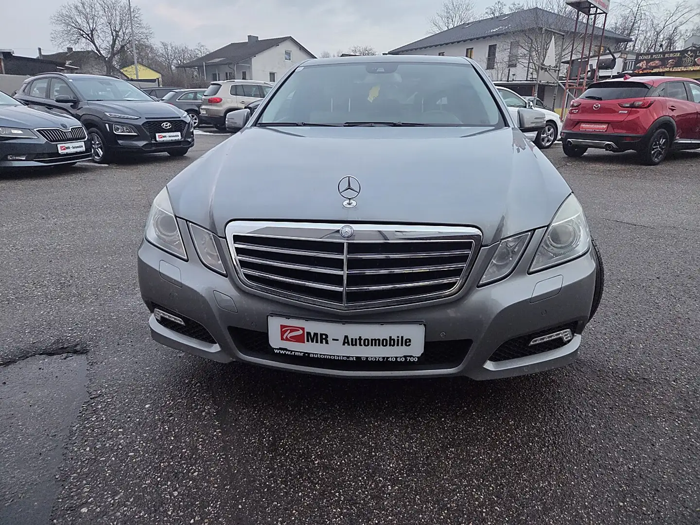 Mercedes-Benz E 250 Avantgarde BlueEfficiency CDI* TOP ZUSTAND * Grau - 2