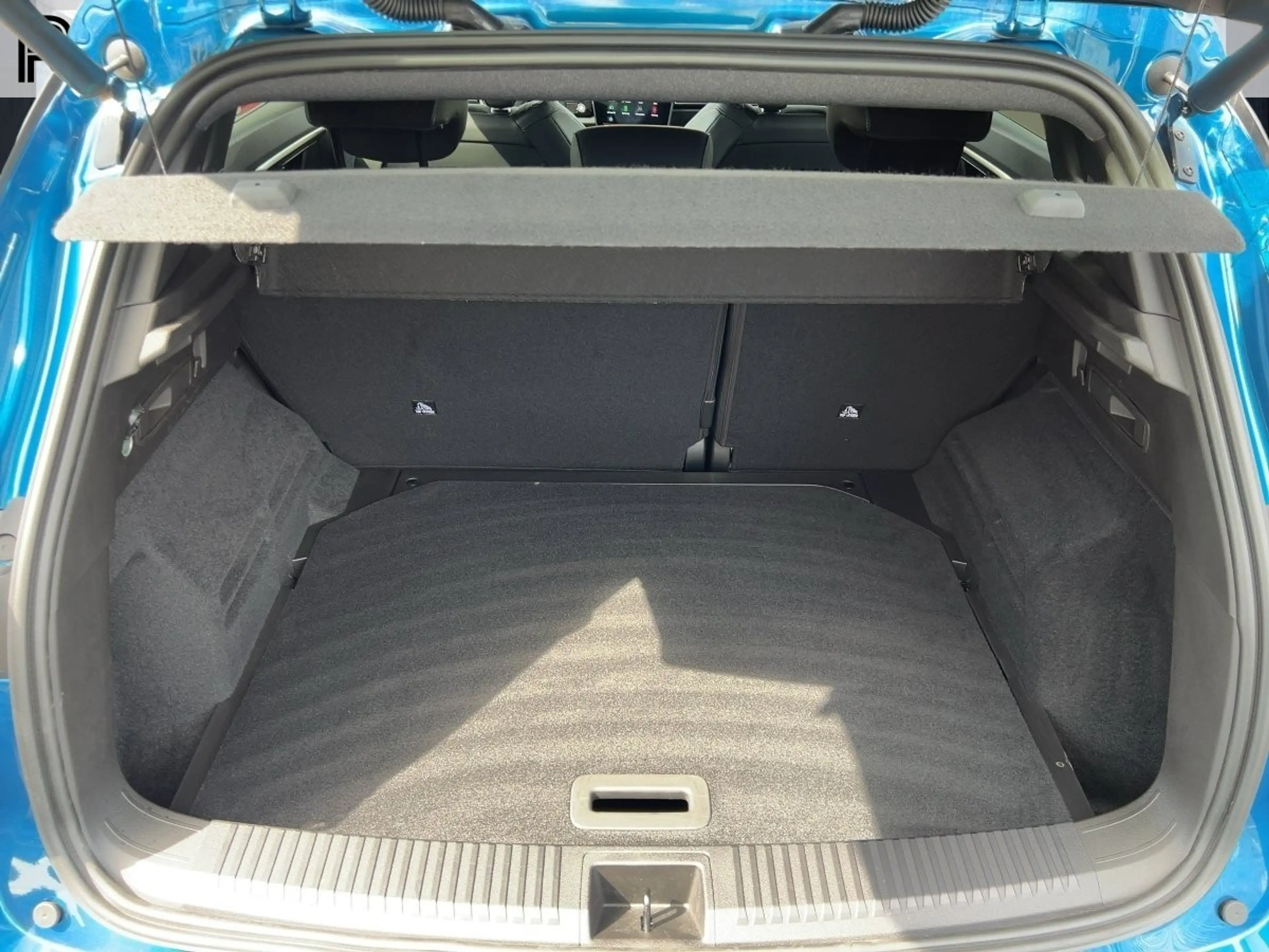 Renault Austral Esprit Alpine Full Hybrid E-Tech 200 PDC — photo 21