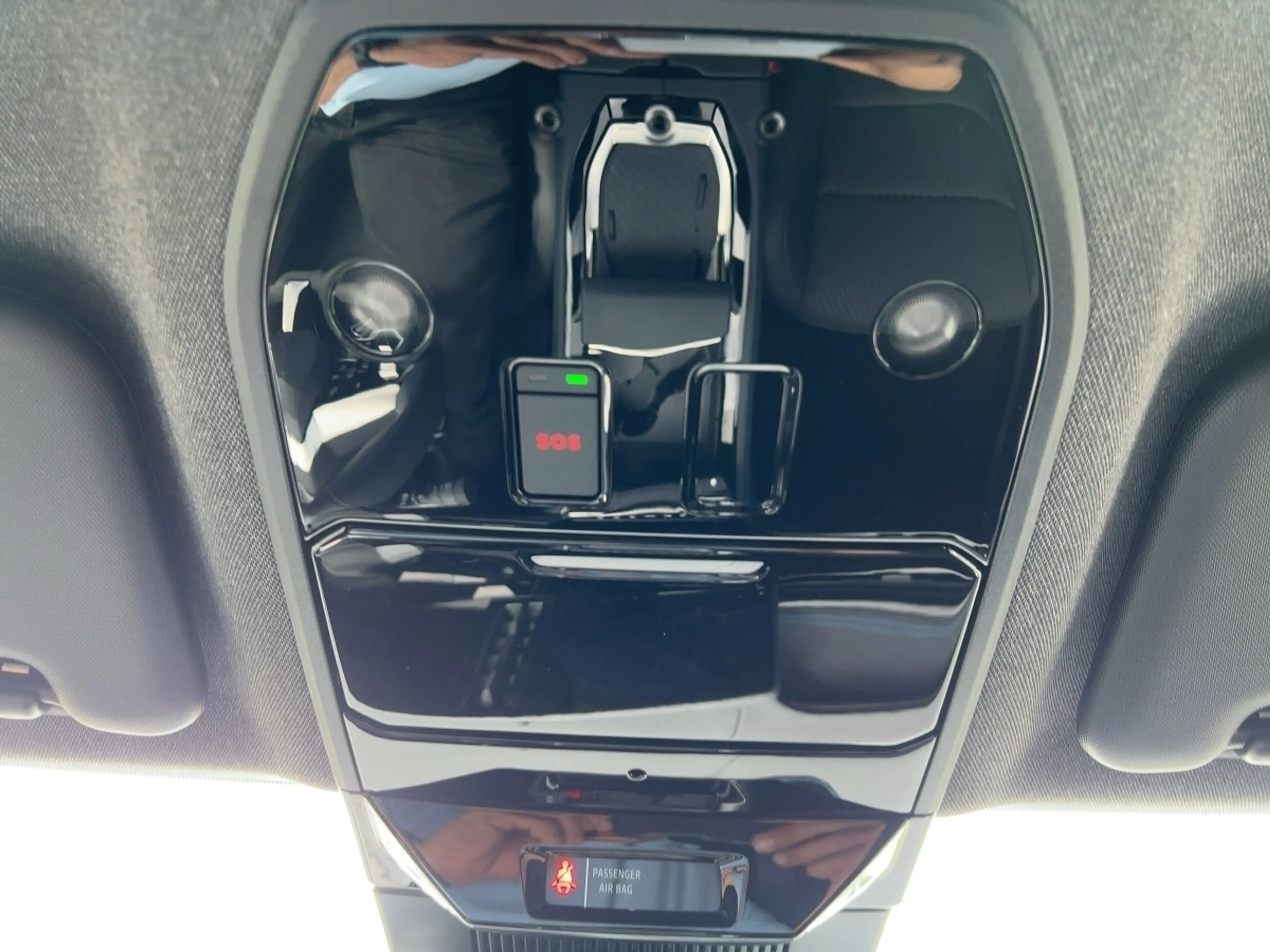 Renault Austral Esprit Alpine Full Hybrid E-Tech 200 PDC — photo 17