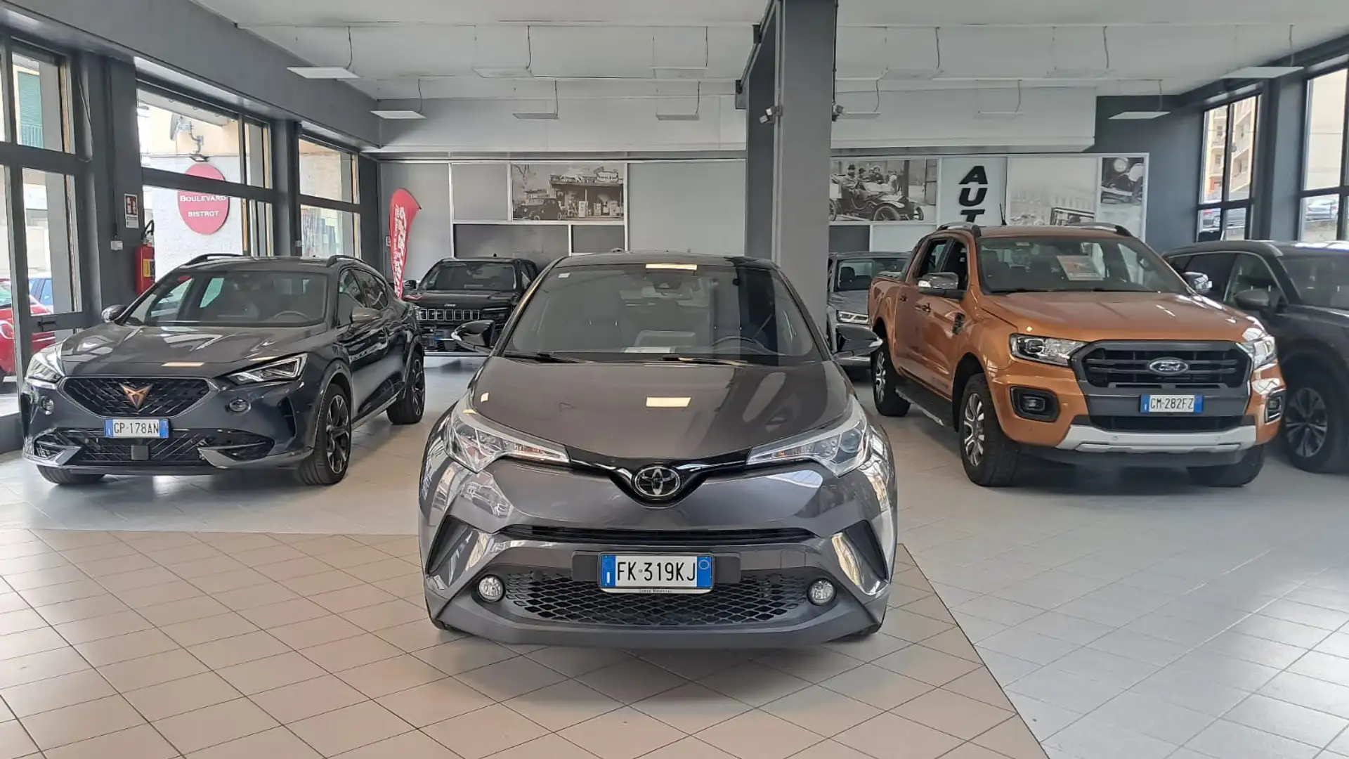 Toyota C-HR 1.2 Turbo CVT 4WD Lounge Grigio - 1