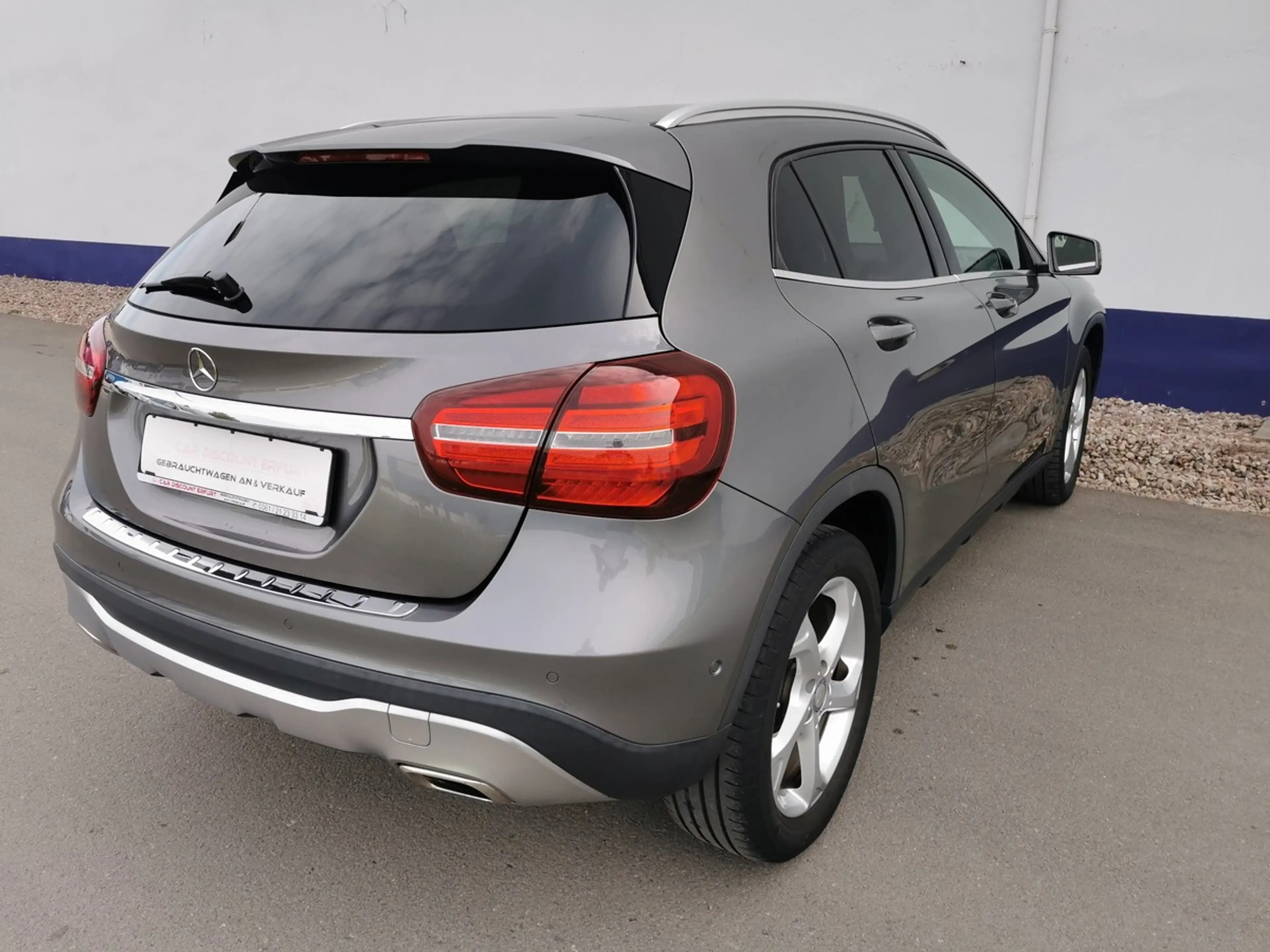 Mercedes-Benz GLA 250 Urban+AHZV+Teilleder+LED+Navi+PDC+elekt.Heckklappe — photo 8