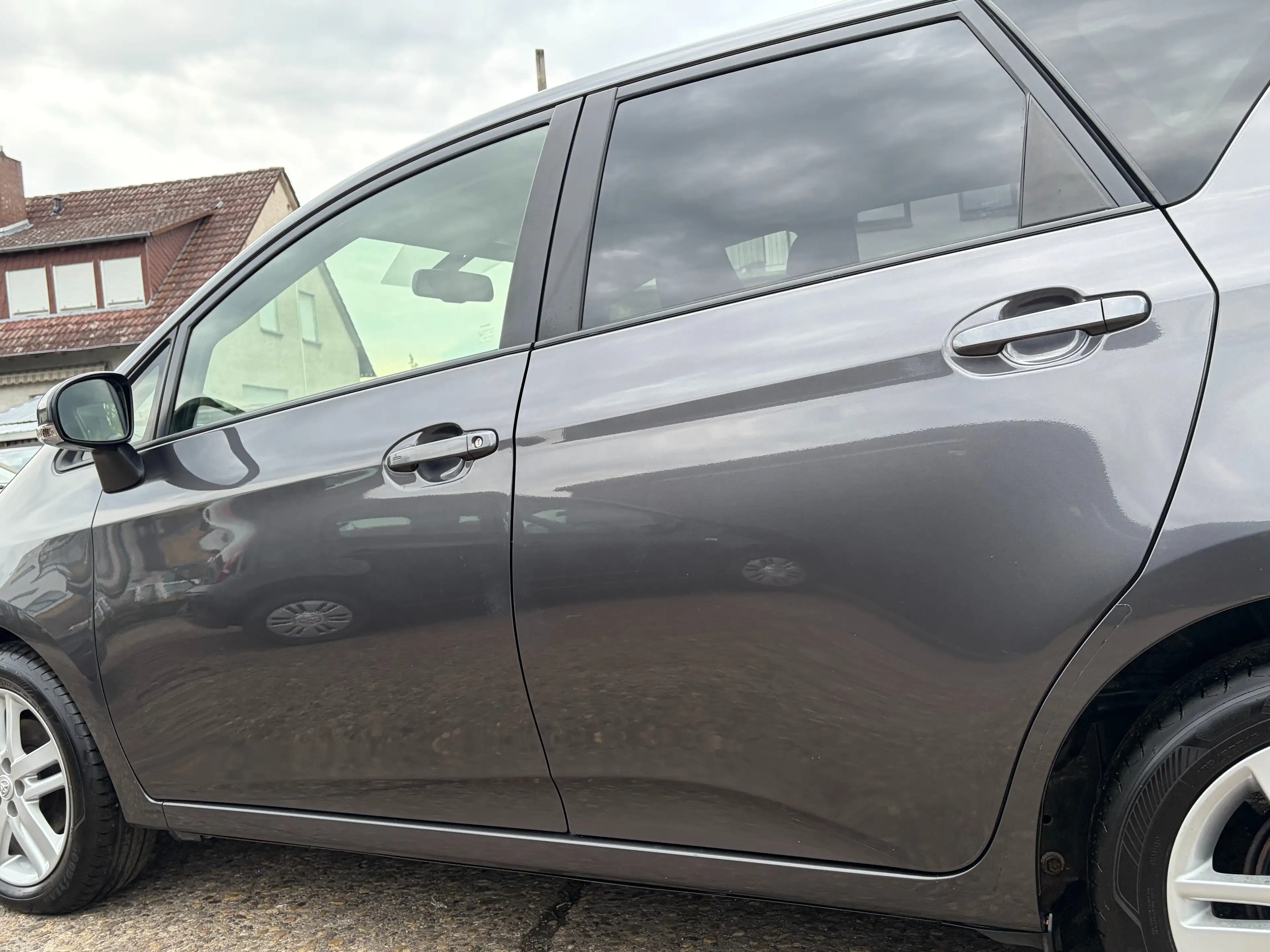 Toyota Verso-S Automatik*Kamera*AHK*Navi*BT*PDC* — photo 7