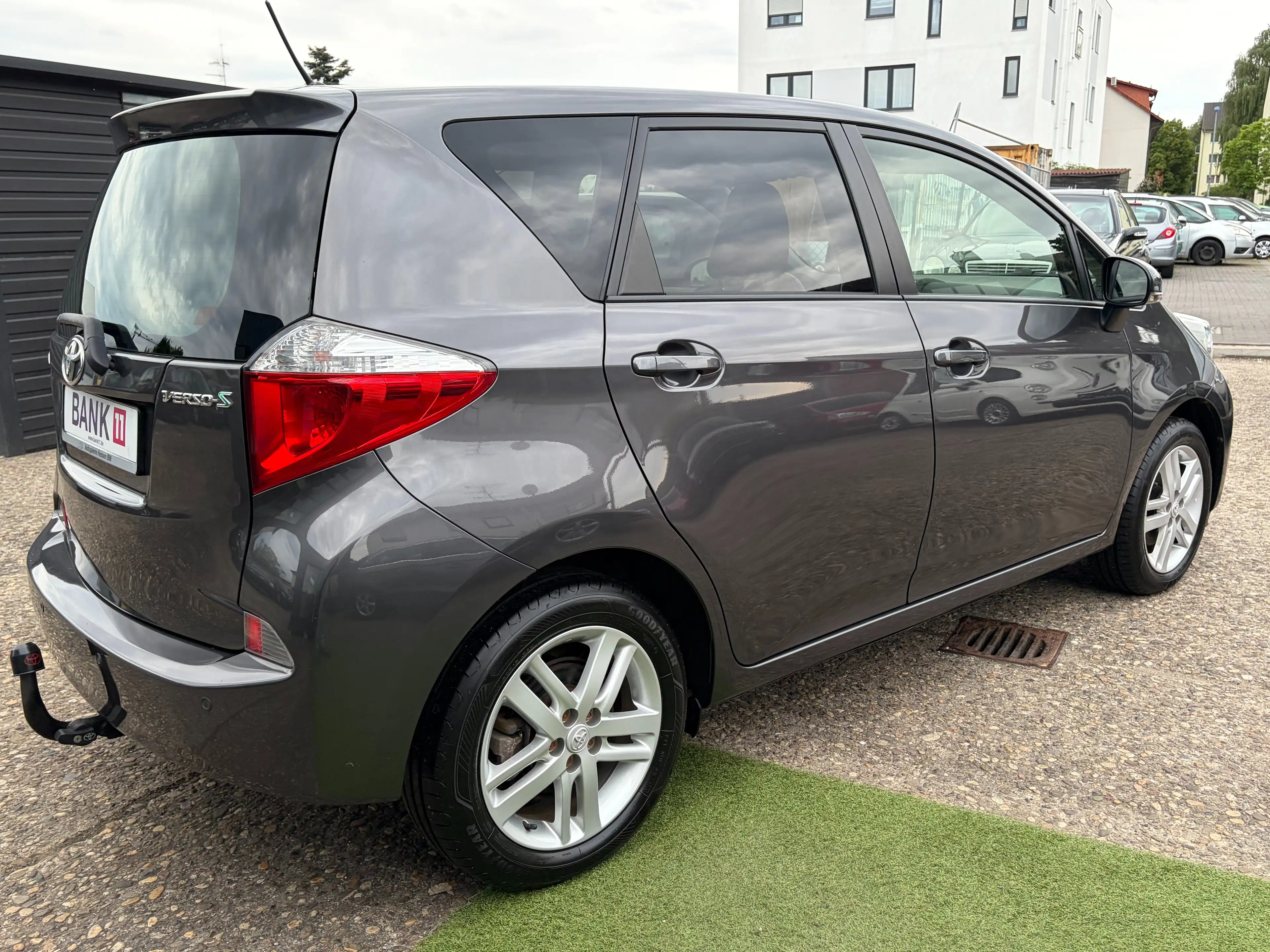Toyota Verso-S Automatik*Kamera*AHK*Navi*BT*PDC* — photo 13