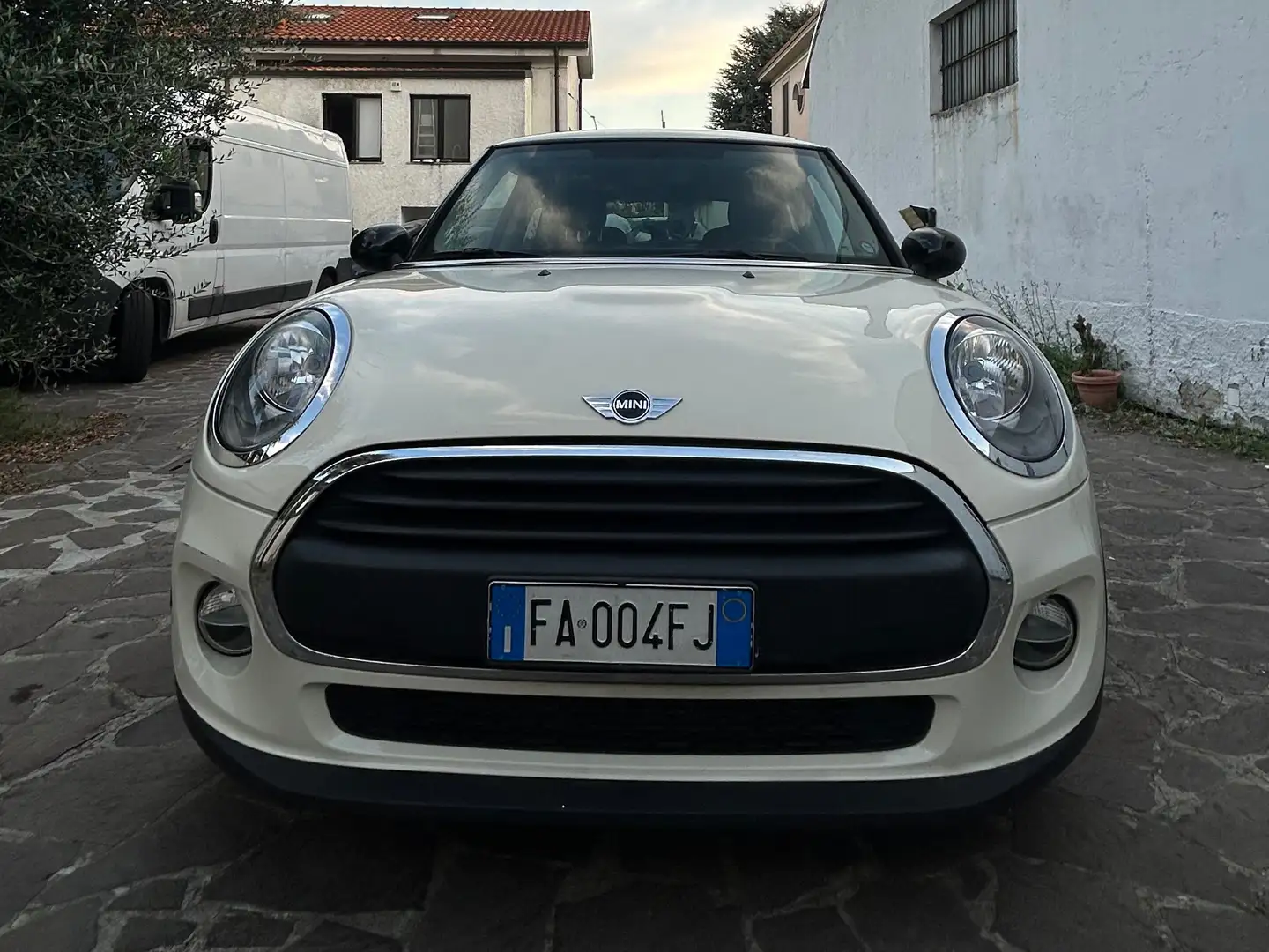 MINI One Mini IV F55-F56 2014 1.2 75cv 3p Bianco - 2
