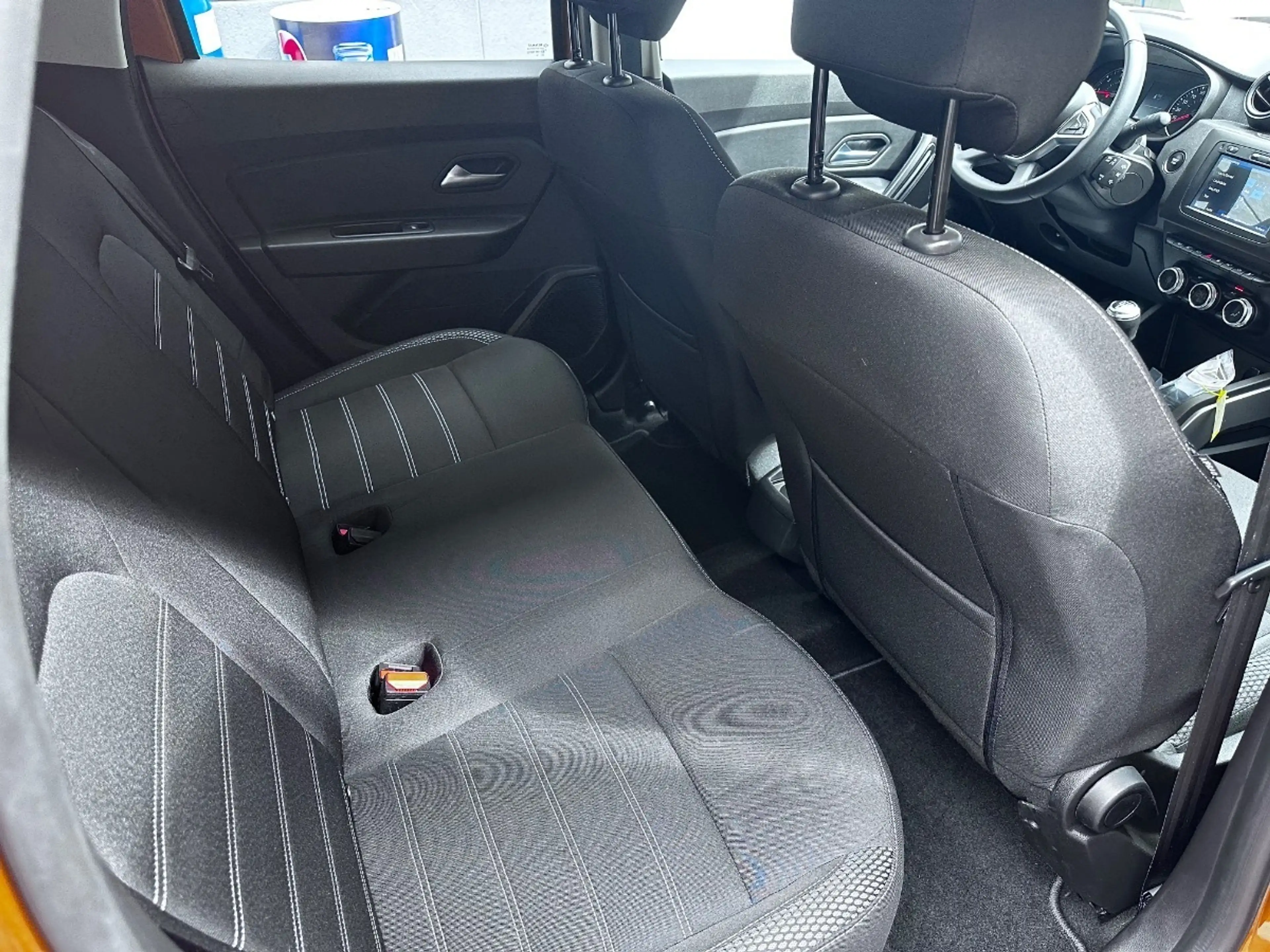 Dacia Duster Anniversary TCe 130 — photo 10