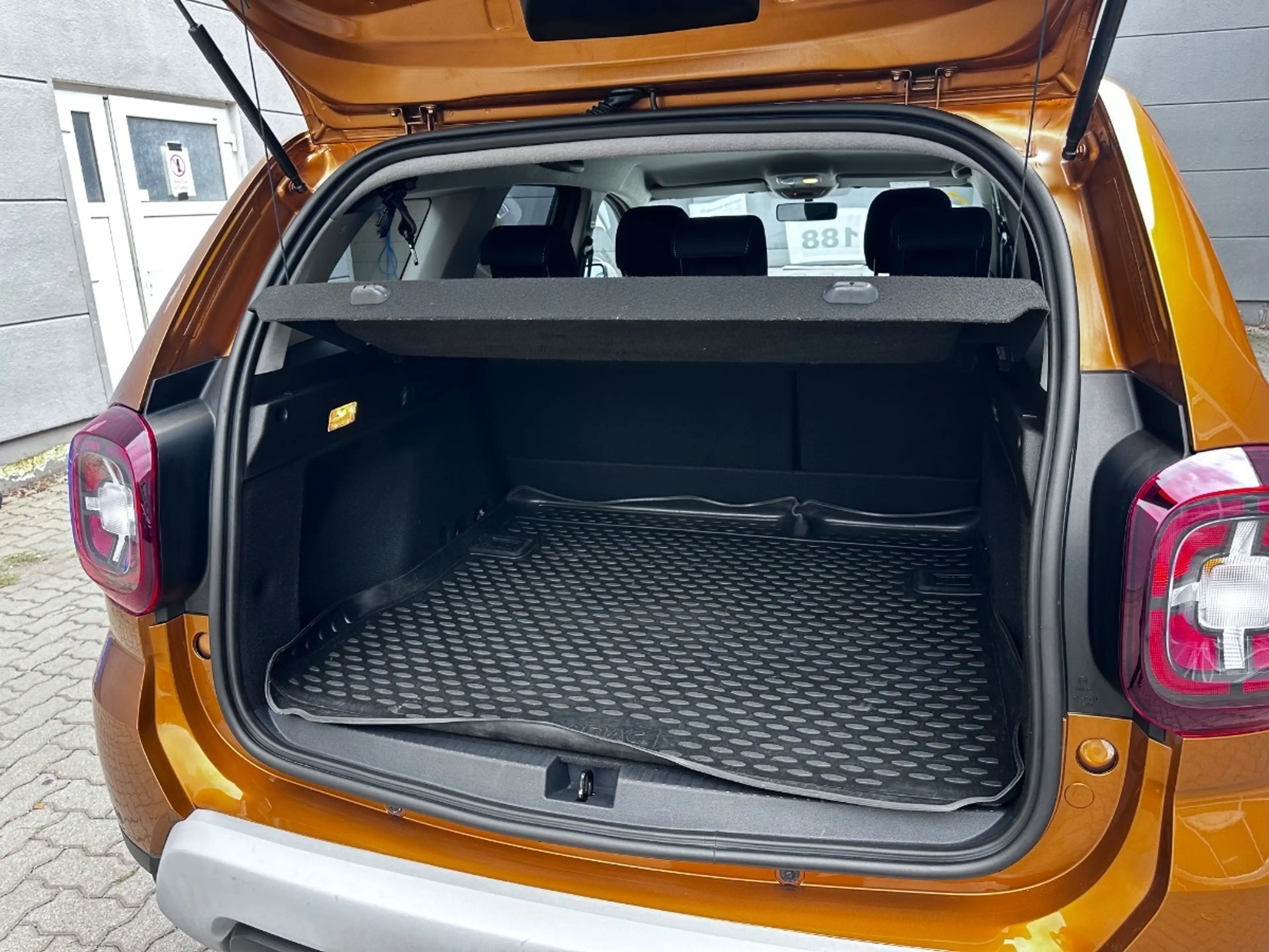 Dacia Duster Anniversary TCe 130 — photo 8