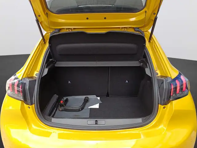 Peugeot 208 view 7
