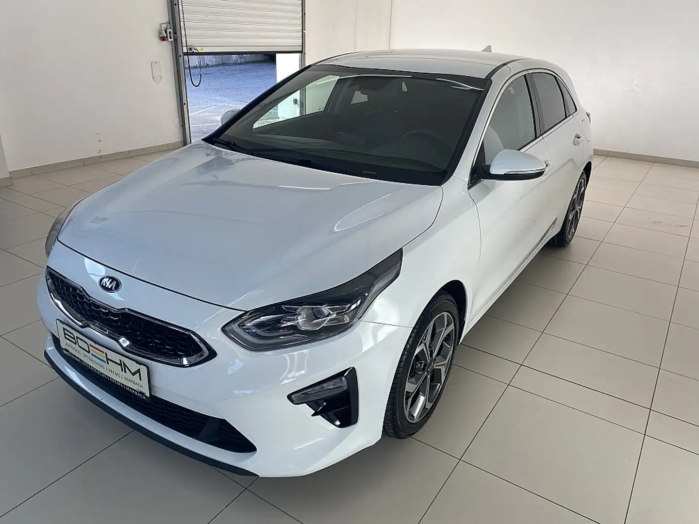 Kia Ceed / cee'd ceed First 100PS.4ZylinderBenziner Blanc - 1