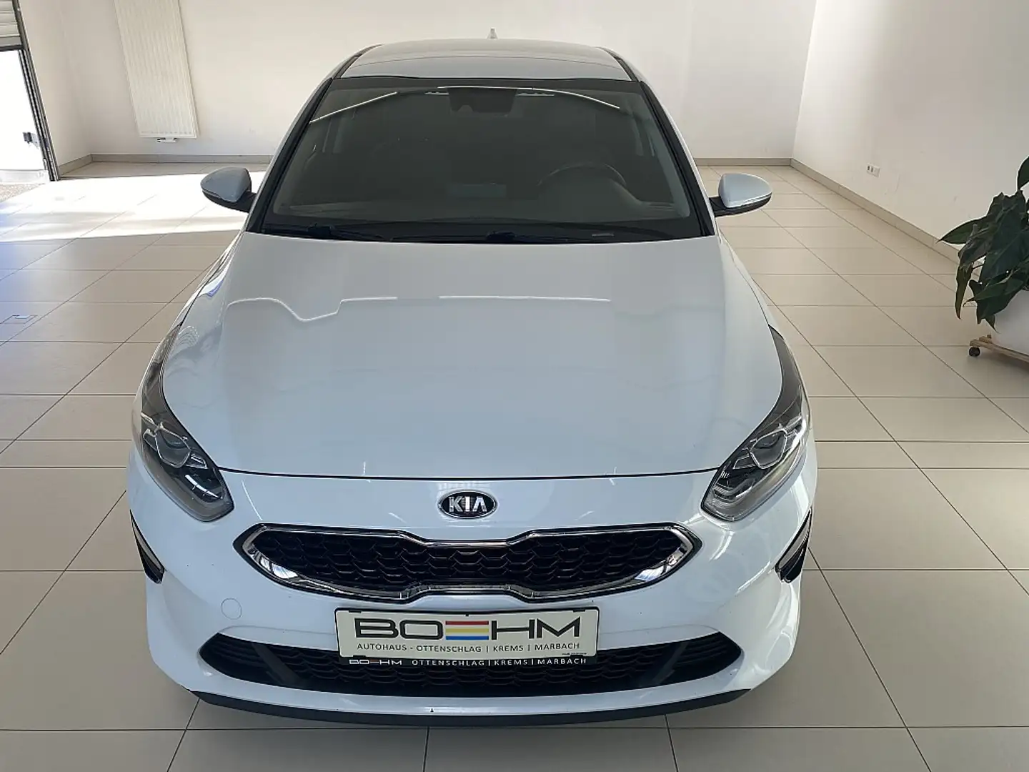 Kia Ceed / cee'd ceed First 100PS.4ZylinderBenziner Blanc - 2