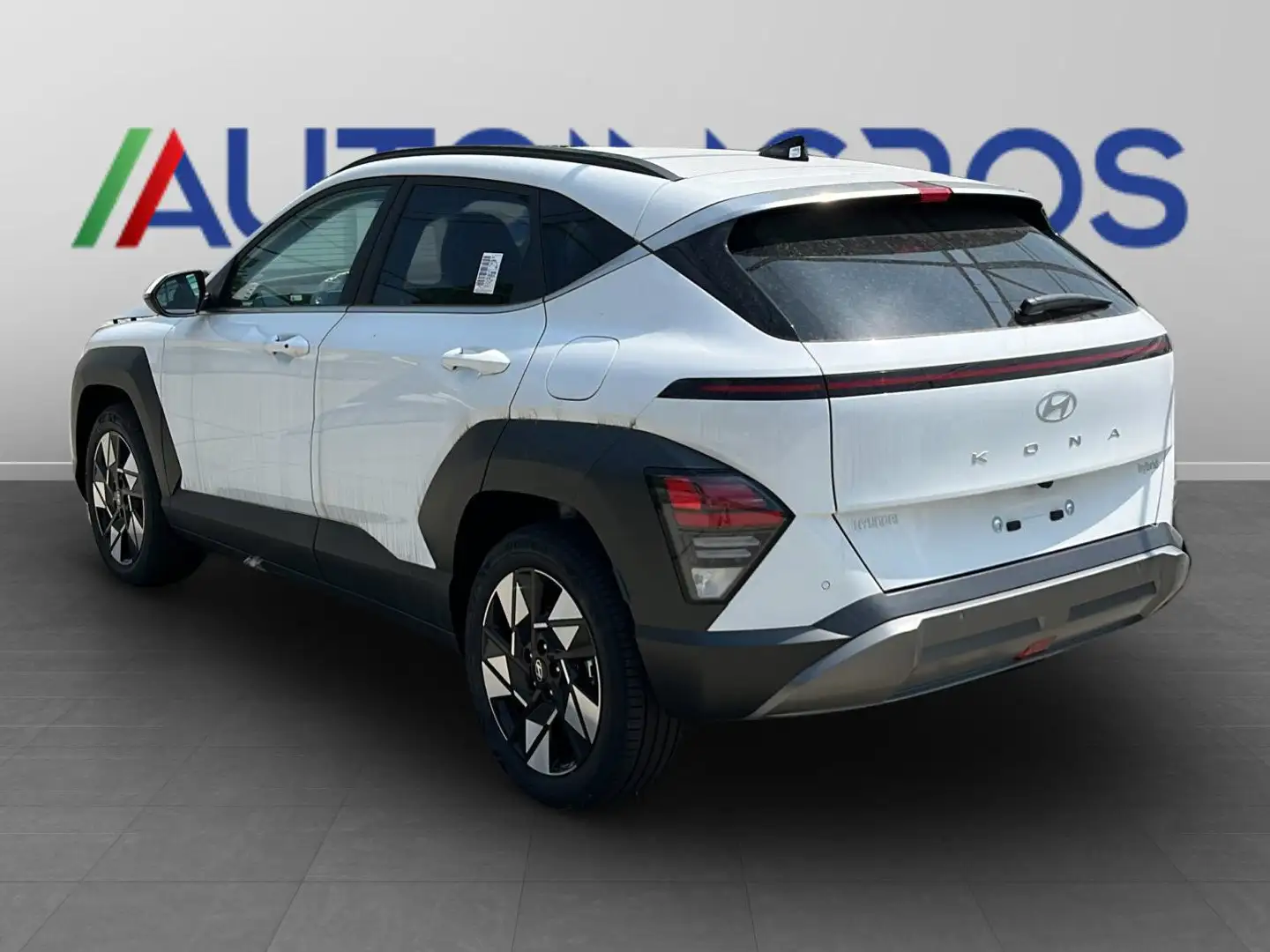 Hyundai KONA 1.6 GDi HEV X Line - 2