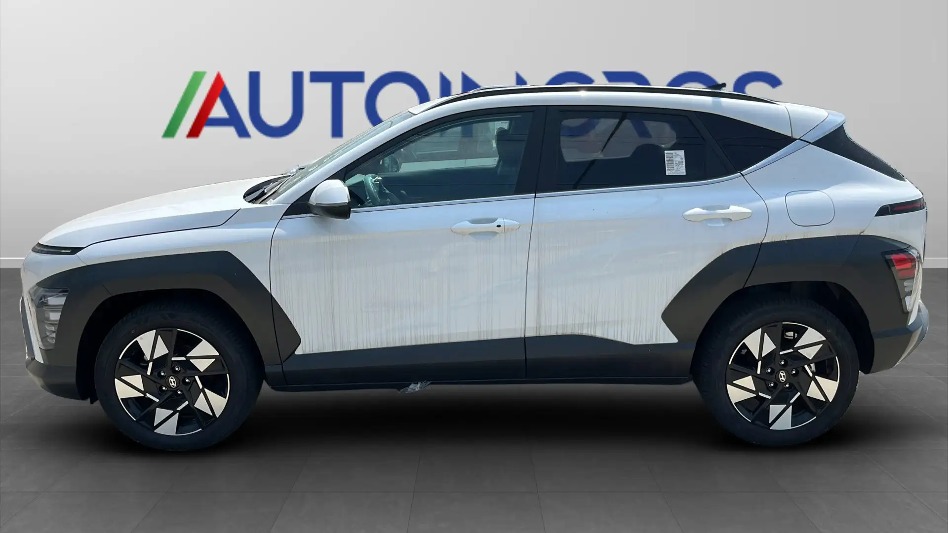 Hyundai KONA 1.6 GDi HEV X Line - 1
